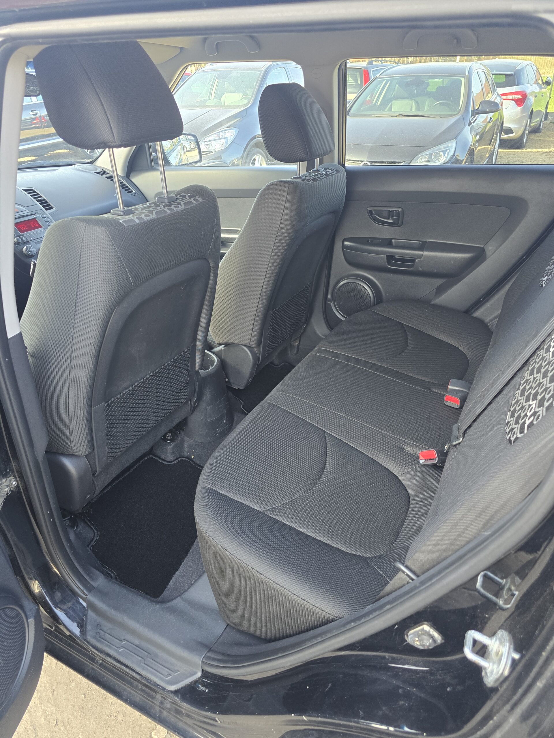 
								Kia Soul 1.6CRDI full									