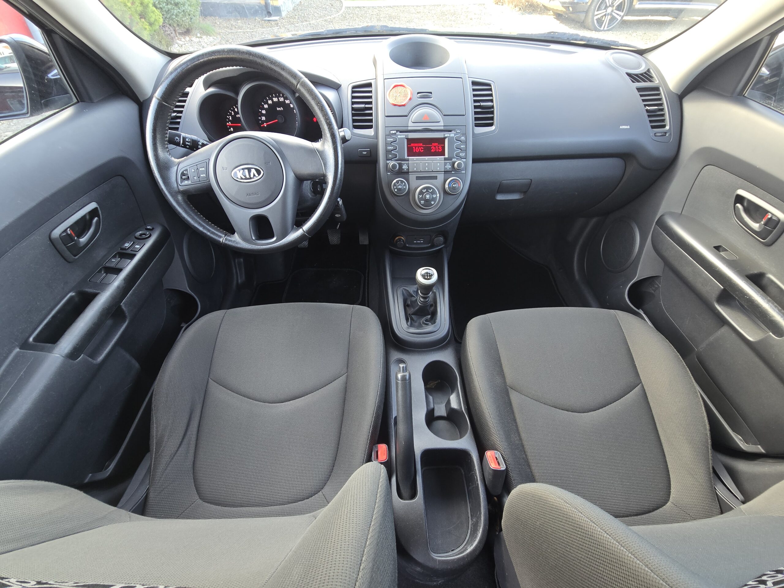 
								Kia Soul 1.6CRDI full									