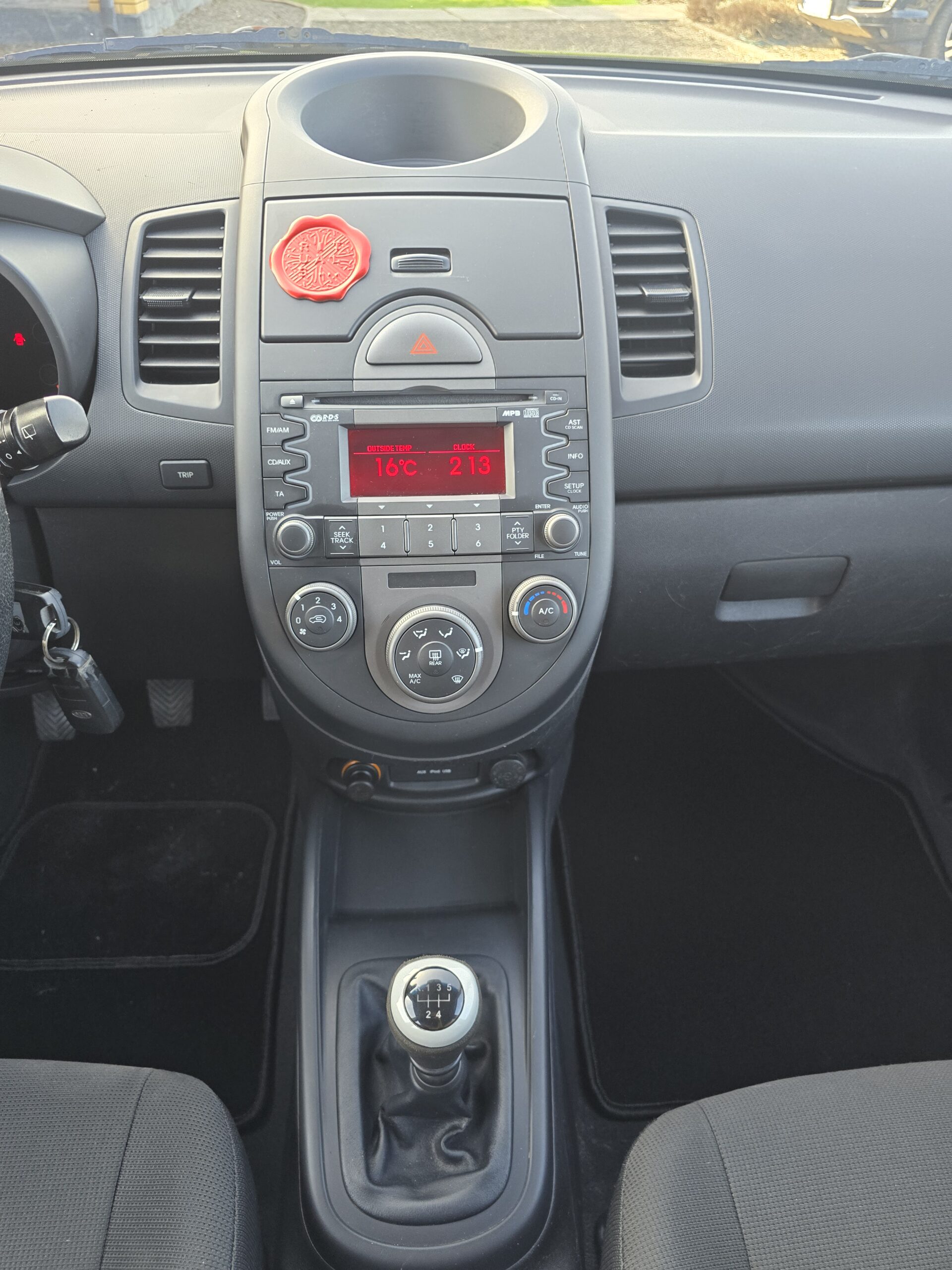 
								Kia Soul 1.6CRDI full									