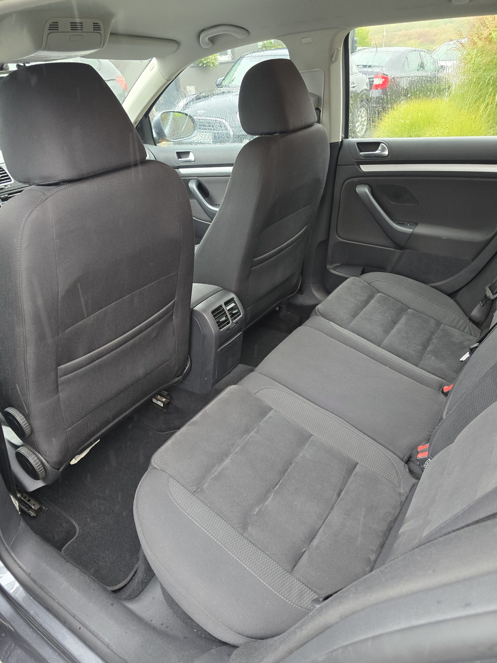 
								Vw Golf VI 1.6TDI 2012r. full									