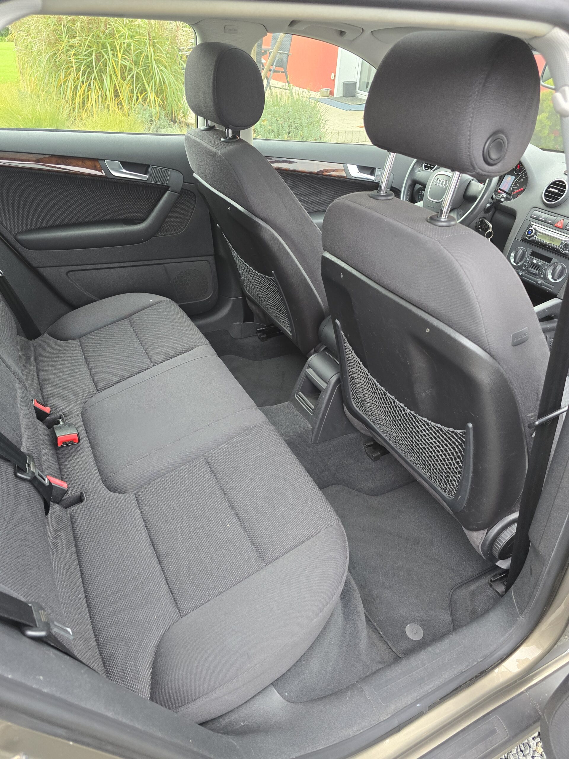 
								Audi a3 8p 1.9TDI Dsg full									