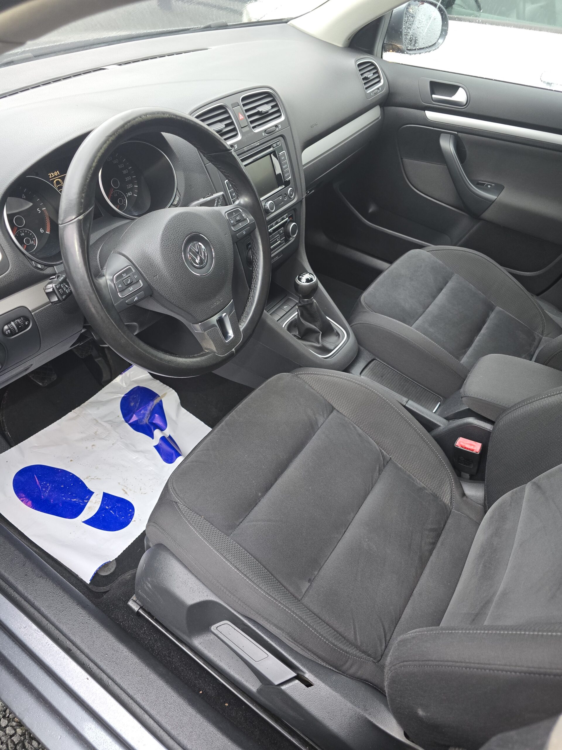 
								Vw Golf VI 1.6TDI 2012r. full									