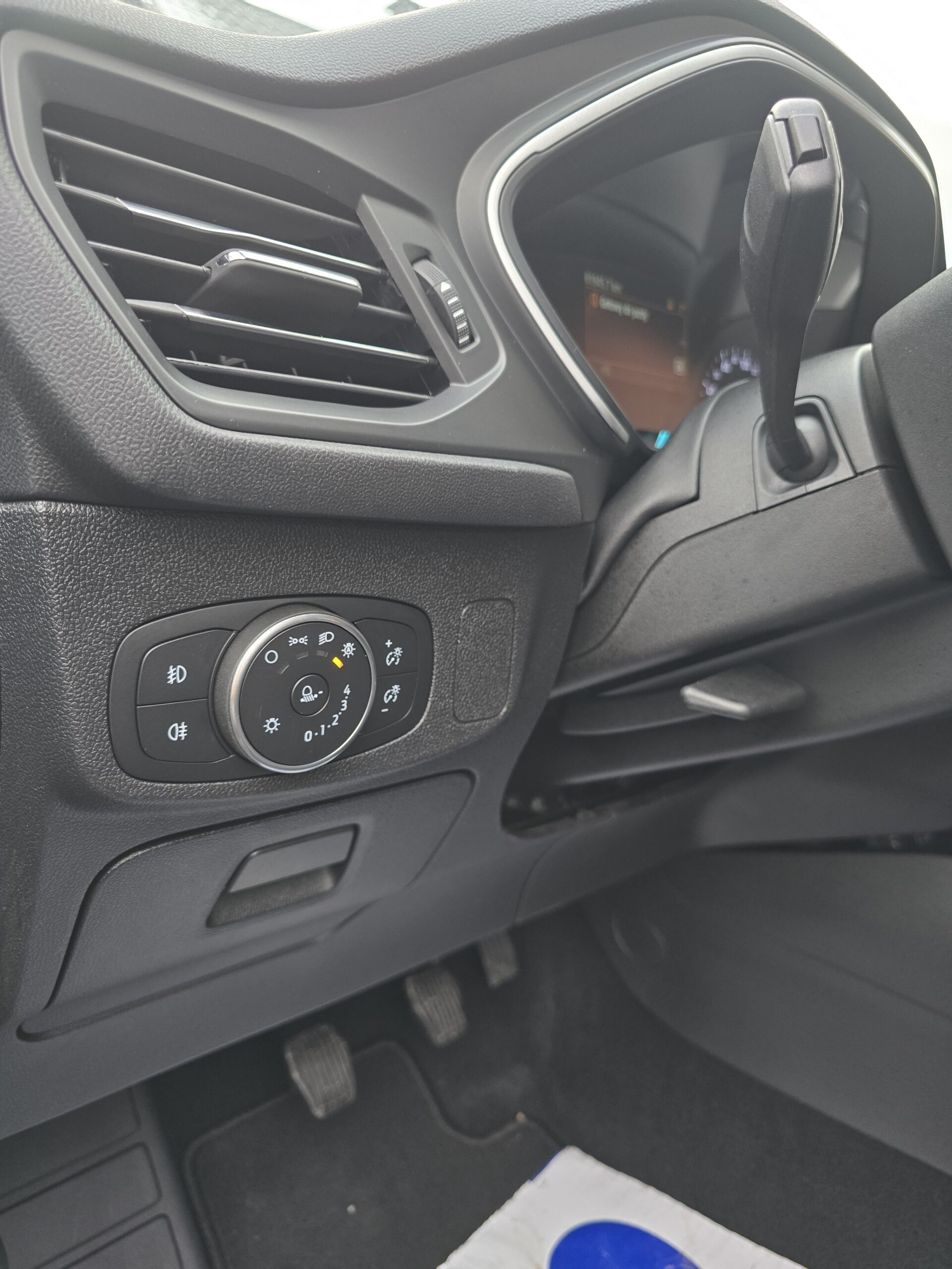 
								Ford Focus Mk4 1.0T 2019 full									