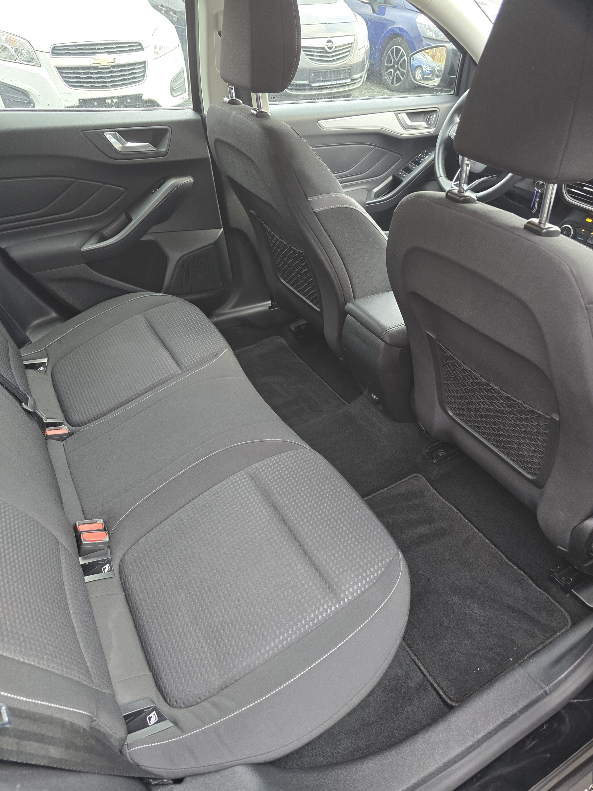 
								Ford Focus Mk4 1.0T 2019 full									