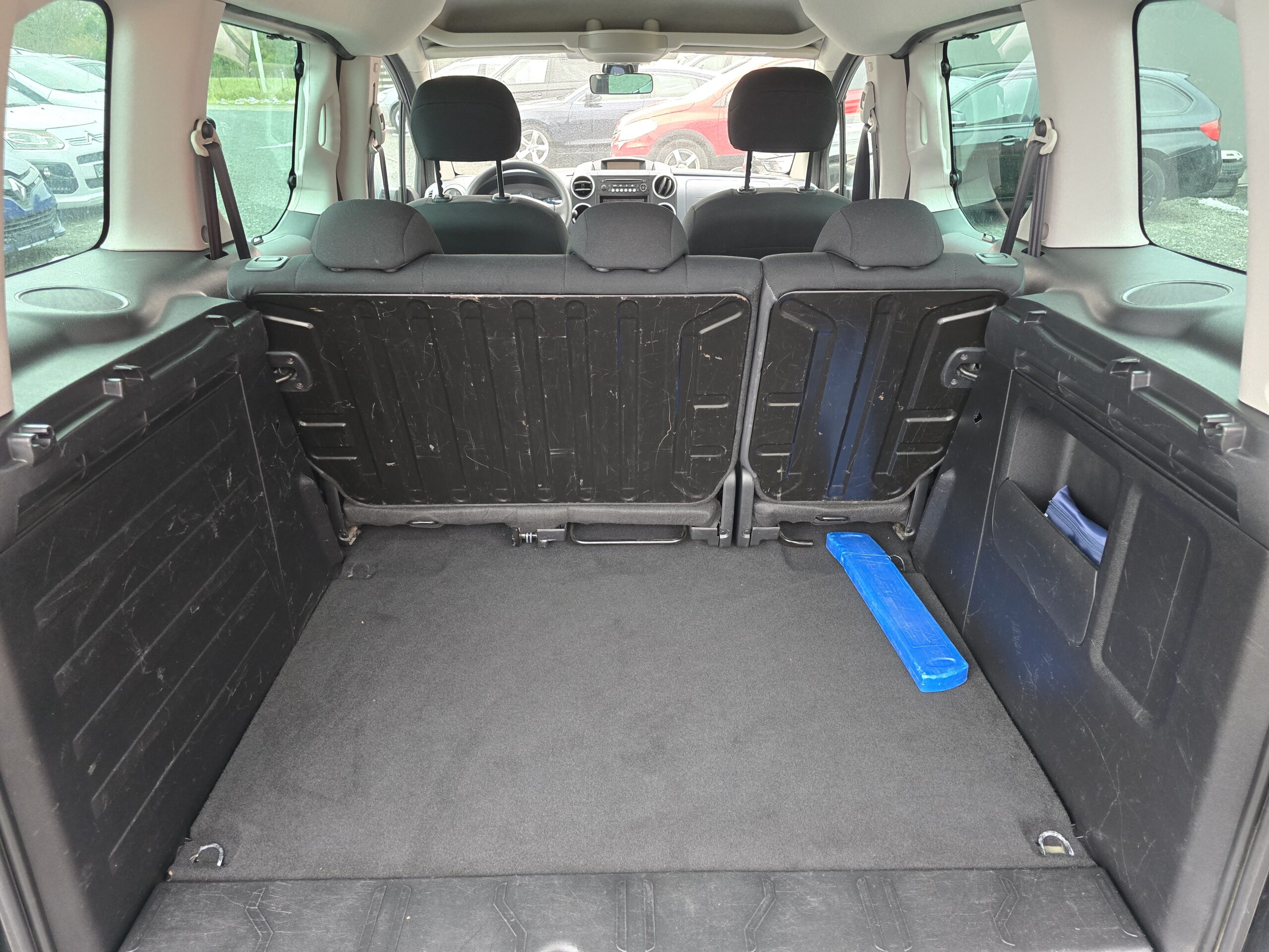 
								Peugeot Partner 1.6eHdi 2014 full									