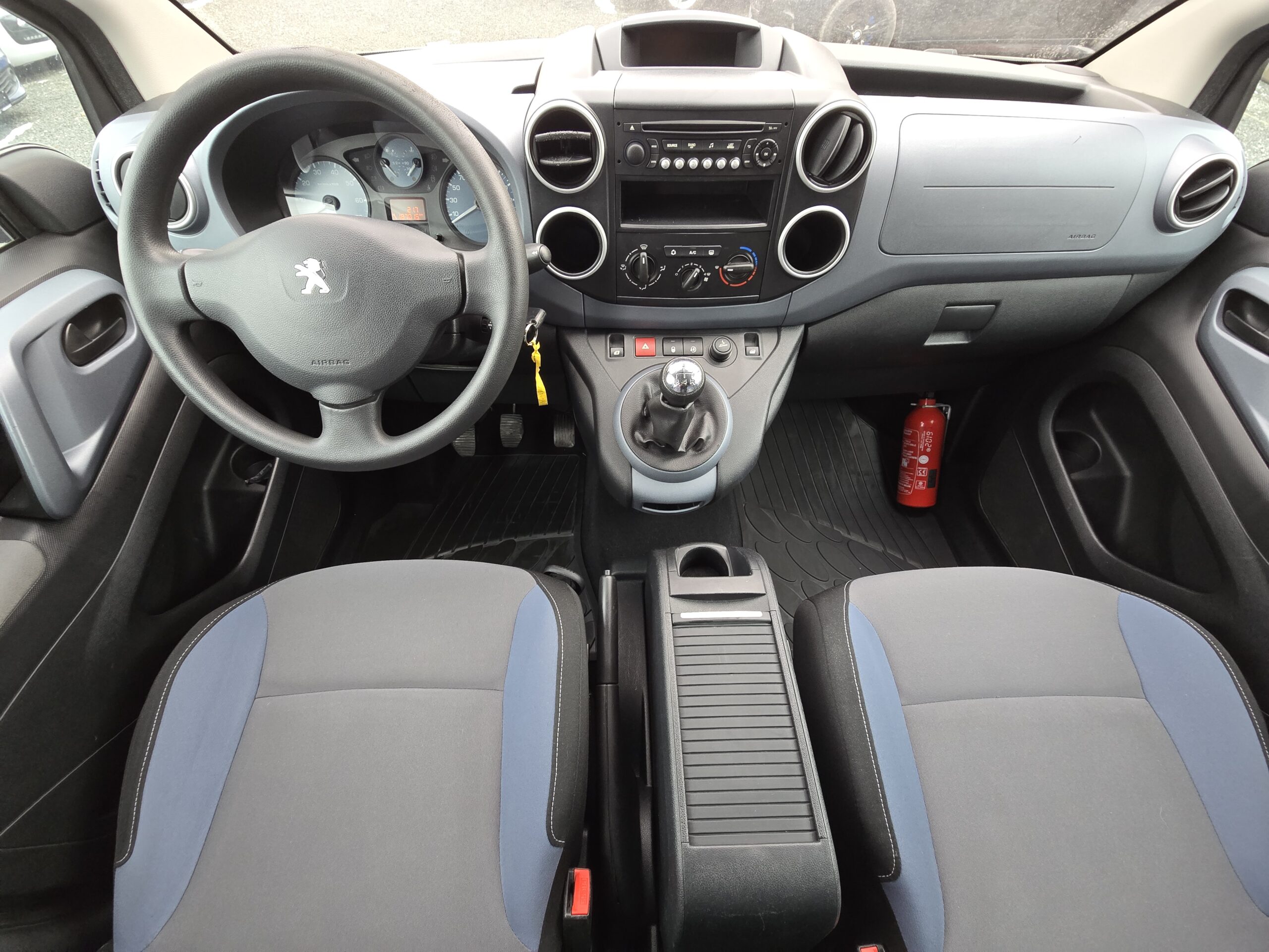 
								Peugeot Partner 1.6eHdi 2014 full									