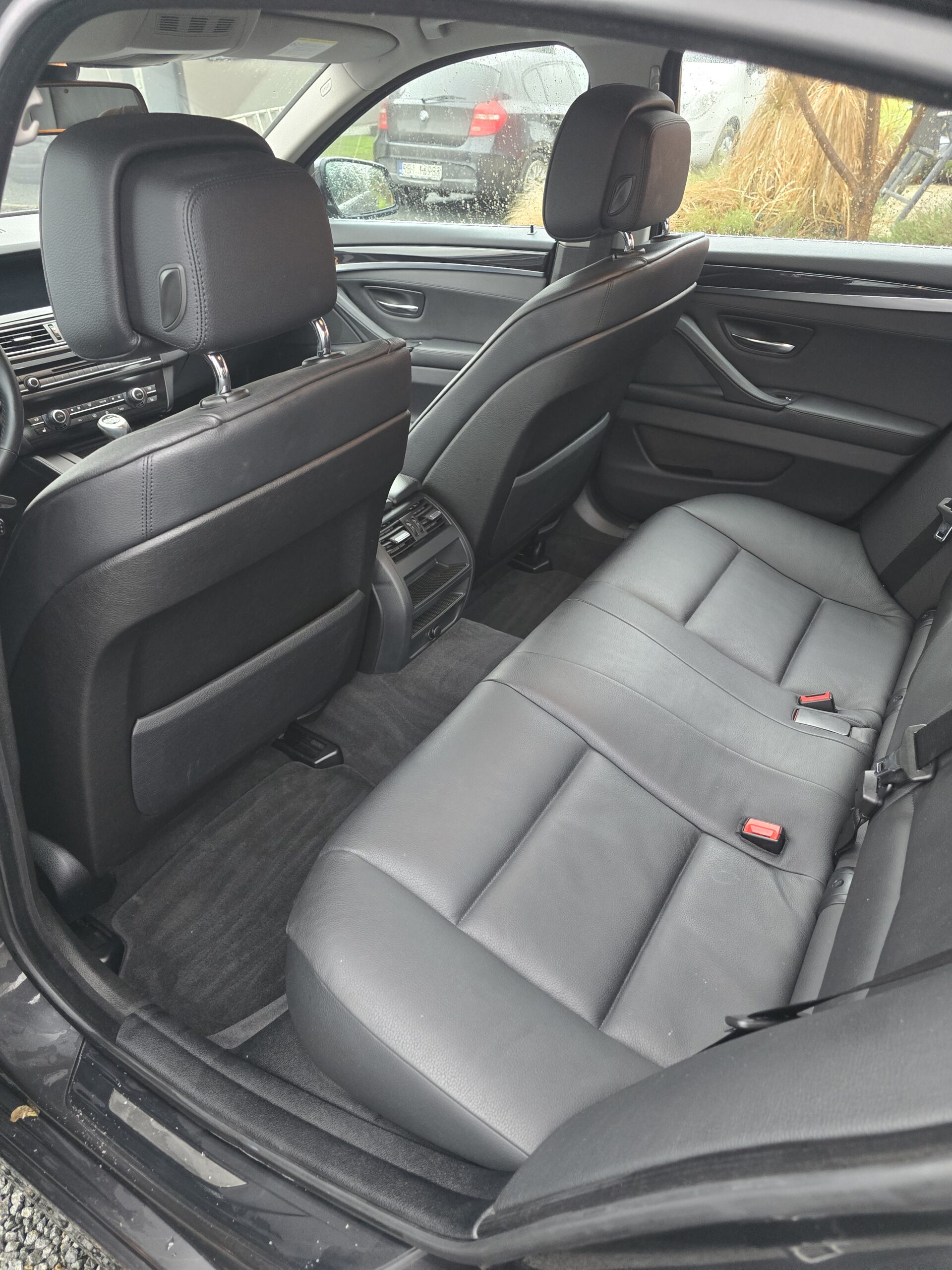 
								Bmw seria 5 F10. 2.0D full									