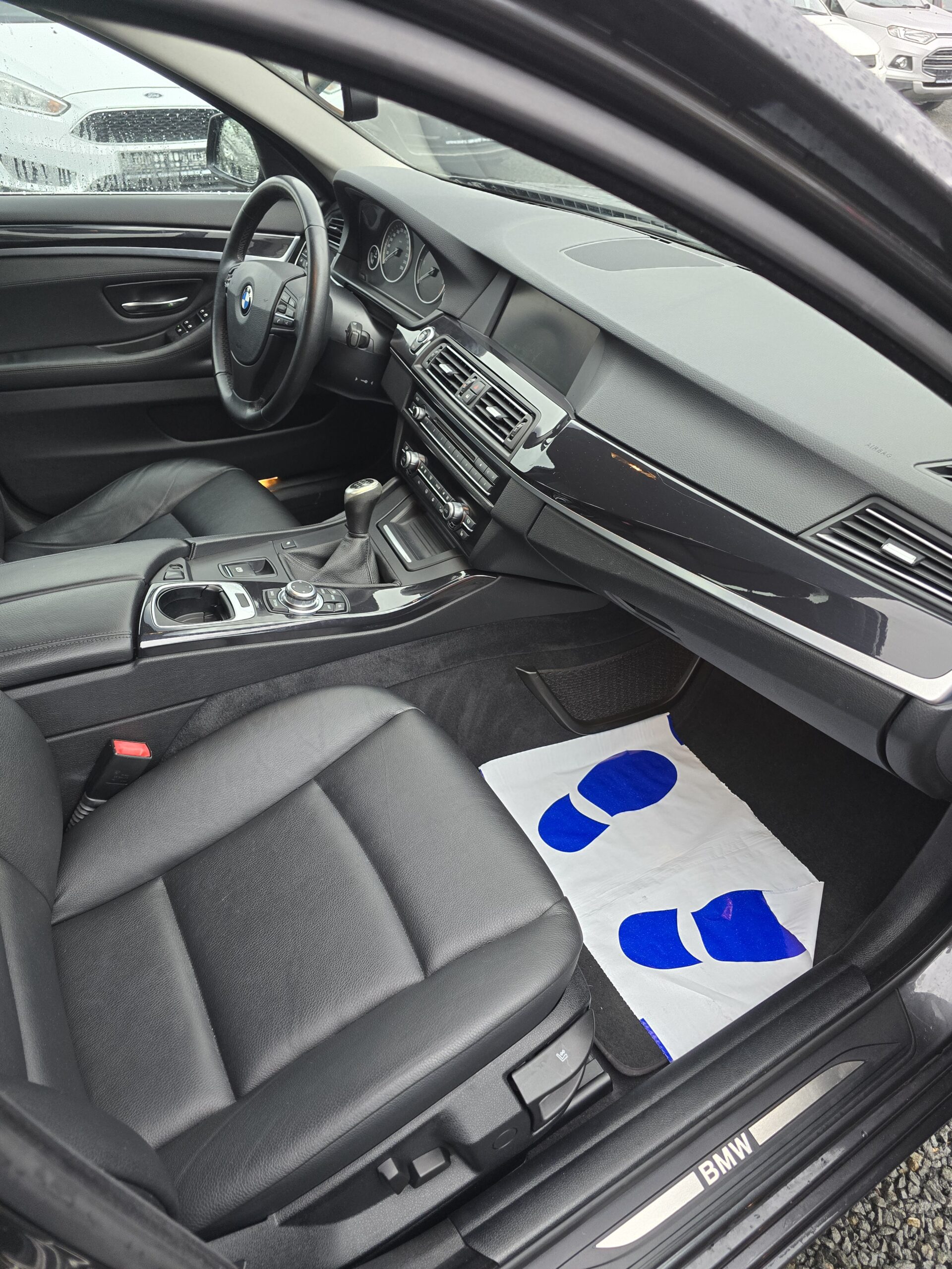 
								Bmw seria 5 F10. 2.0D full									