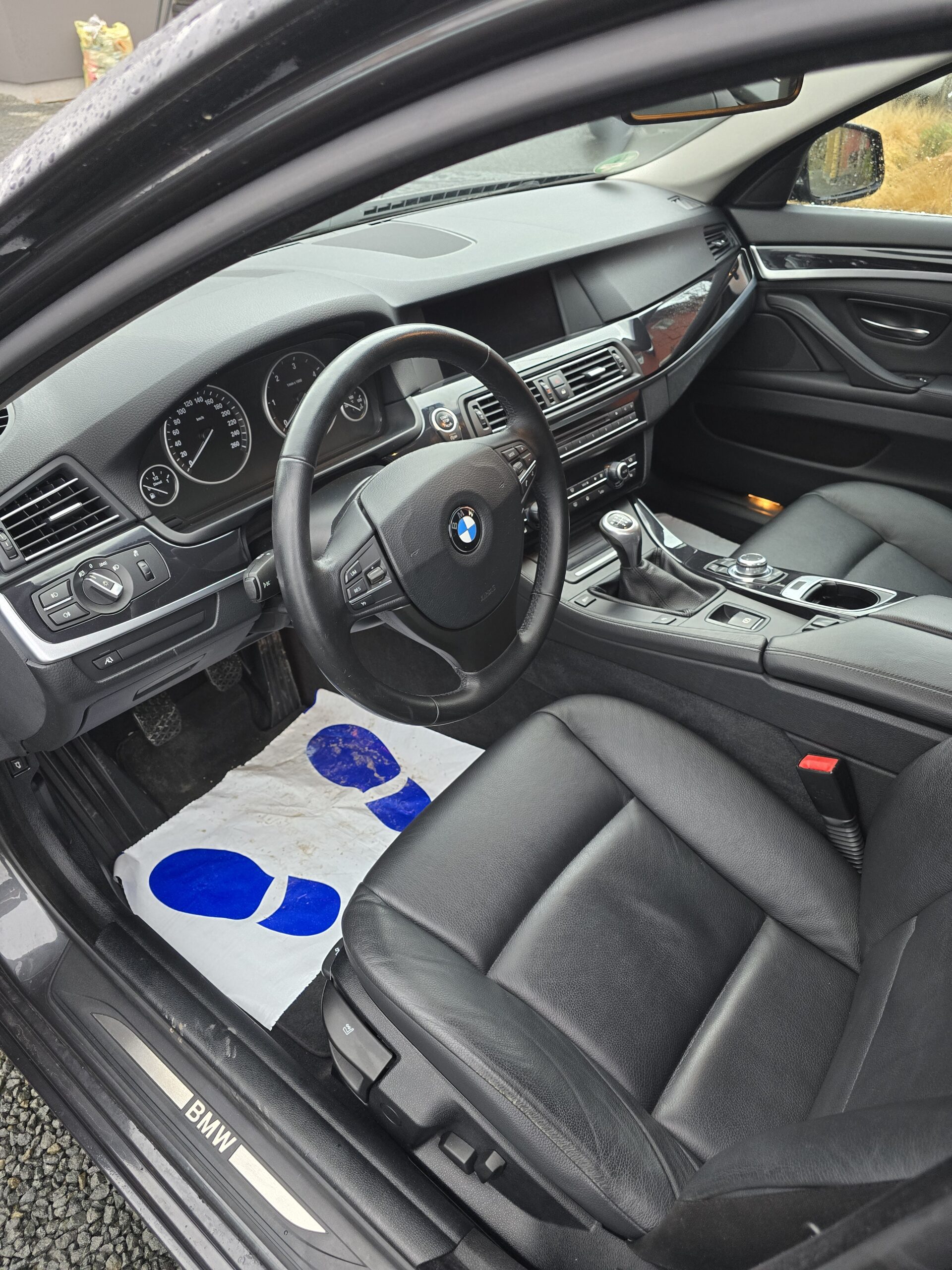 
								Bmw seria 5 F10. 2.0D full									