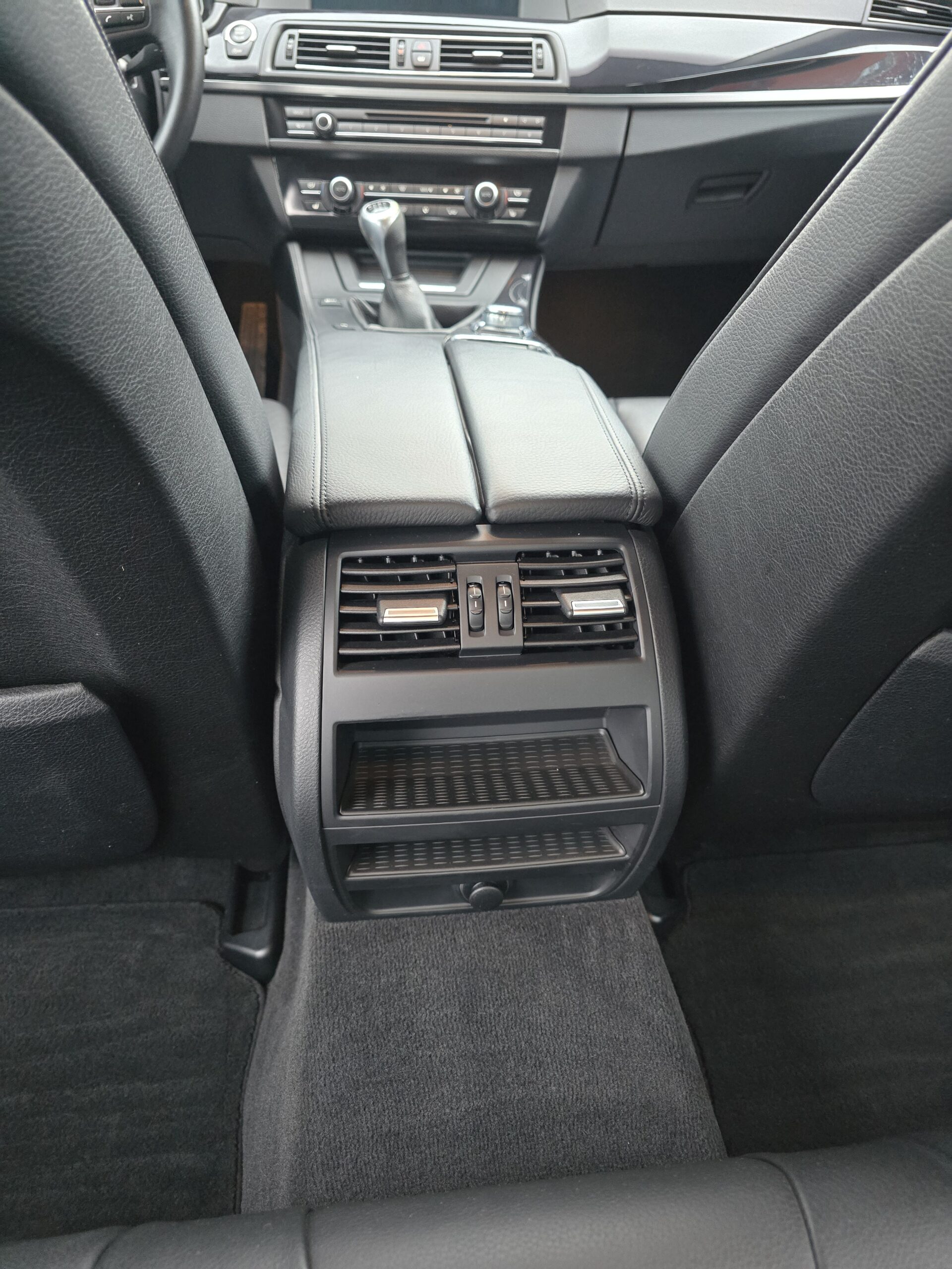 
								Bmw seria 5 F10. 2.0D full									