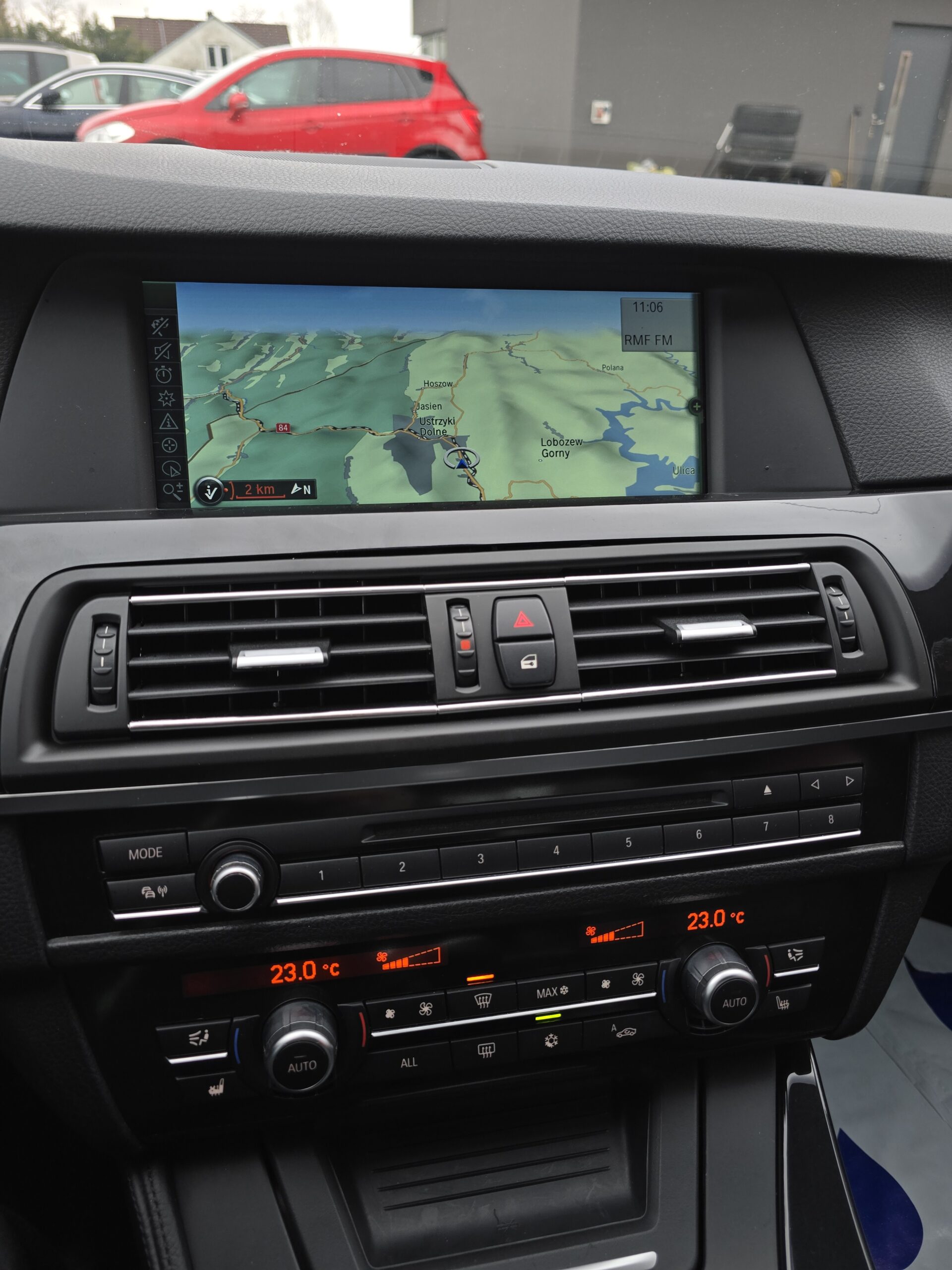 
								Bmw seria 5 F10. 2.0D full									