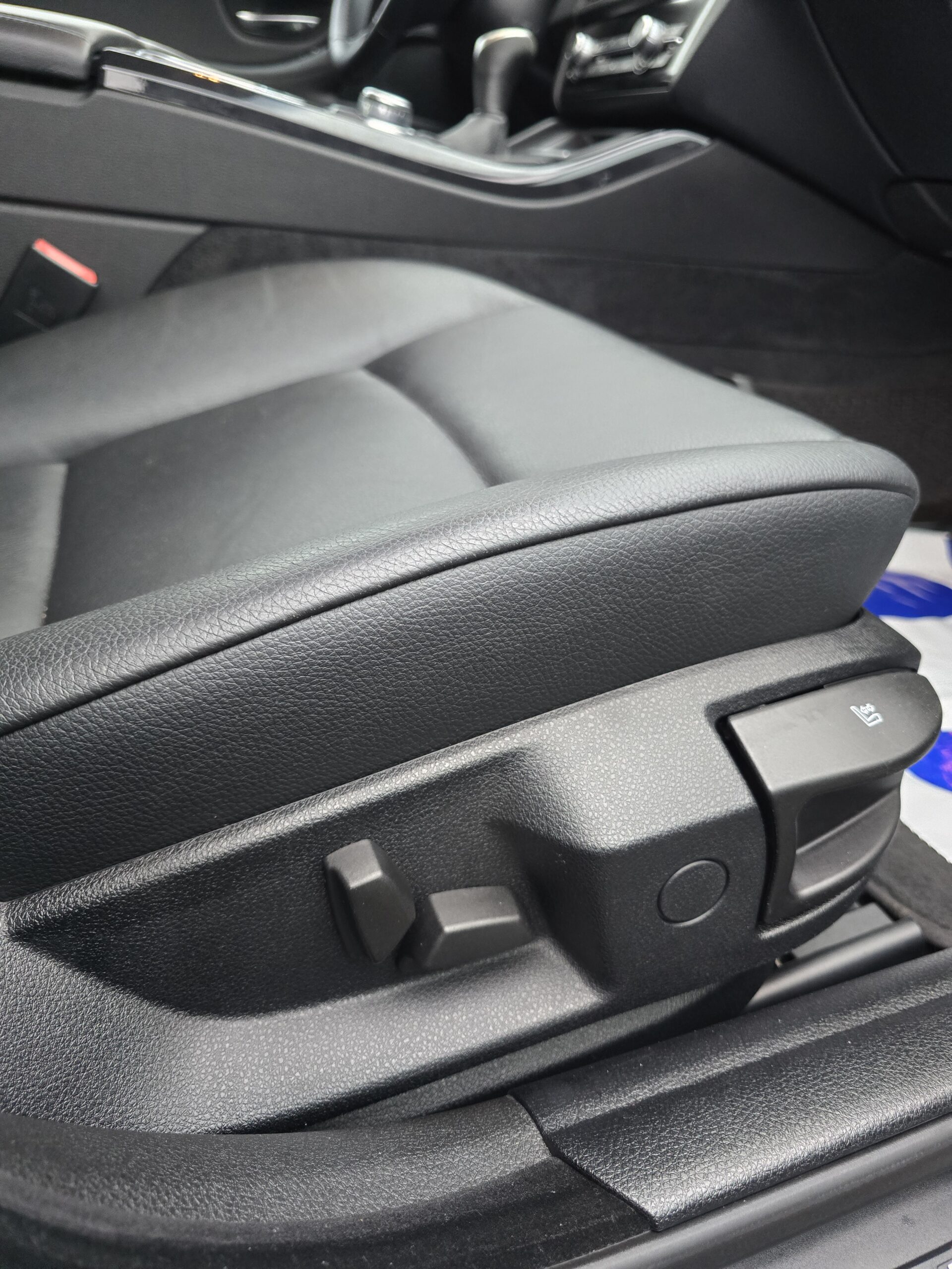 
								Bmw seria 5 F10. 2.0D full									