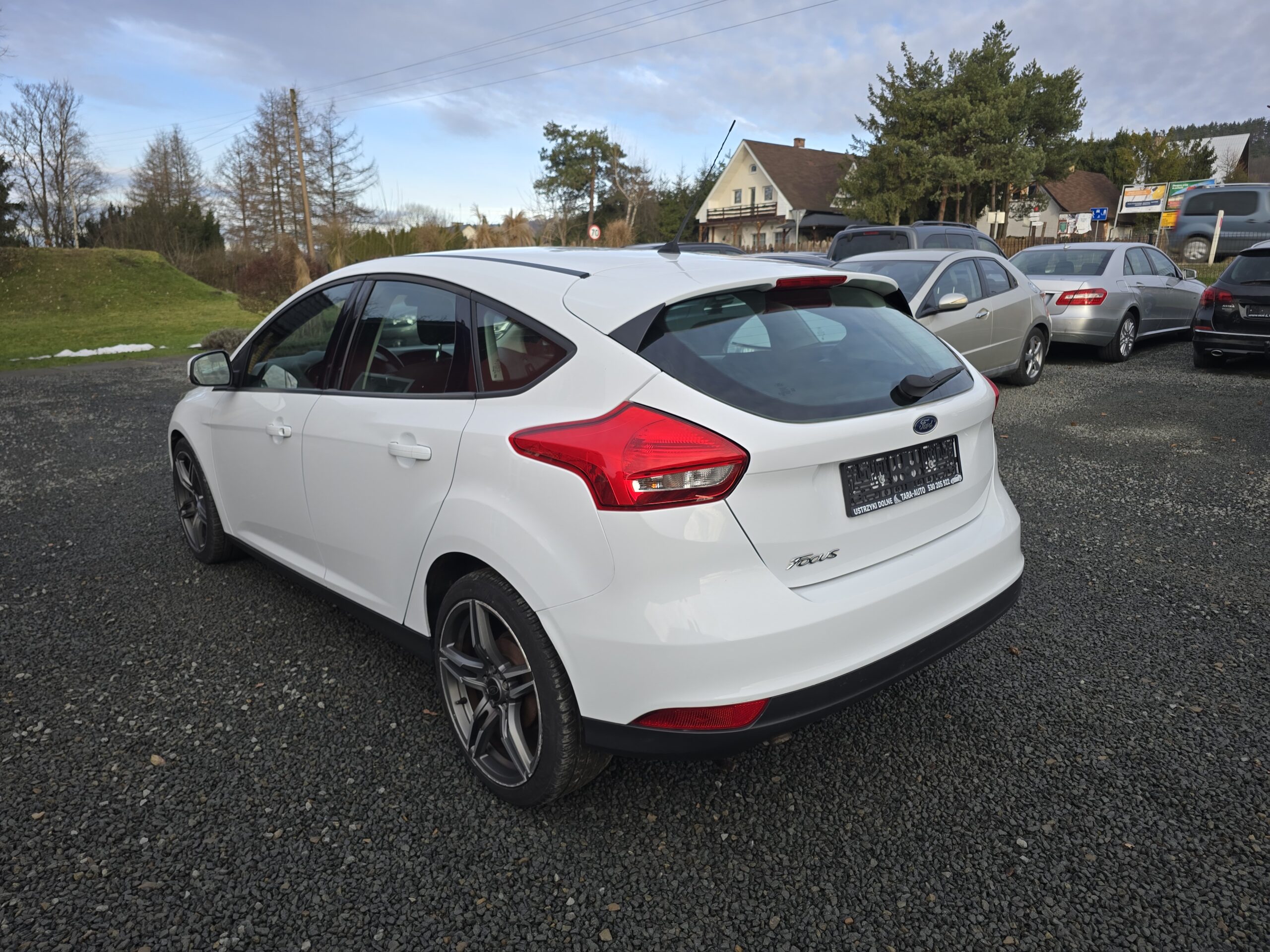 
								Ford Focus mk3 Lift 1.5 TDCI full									