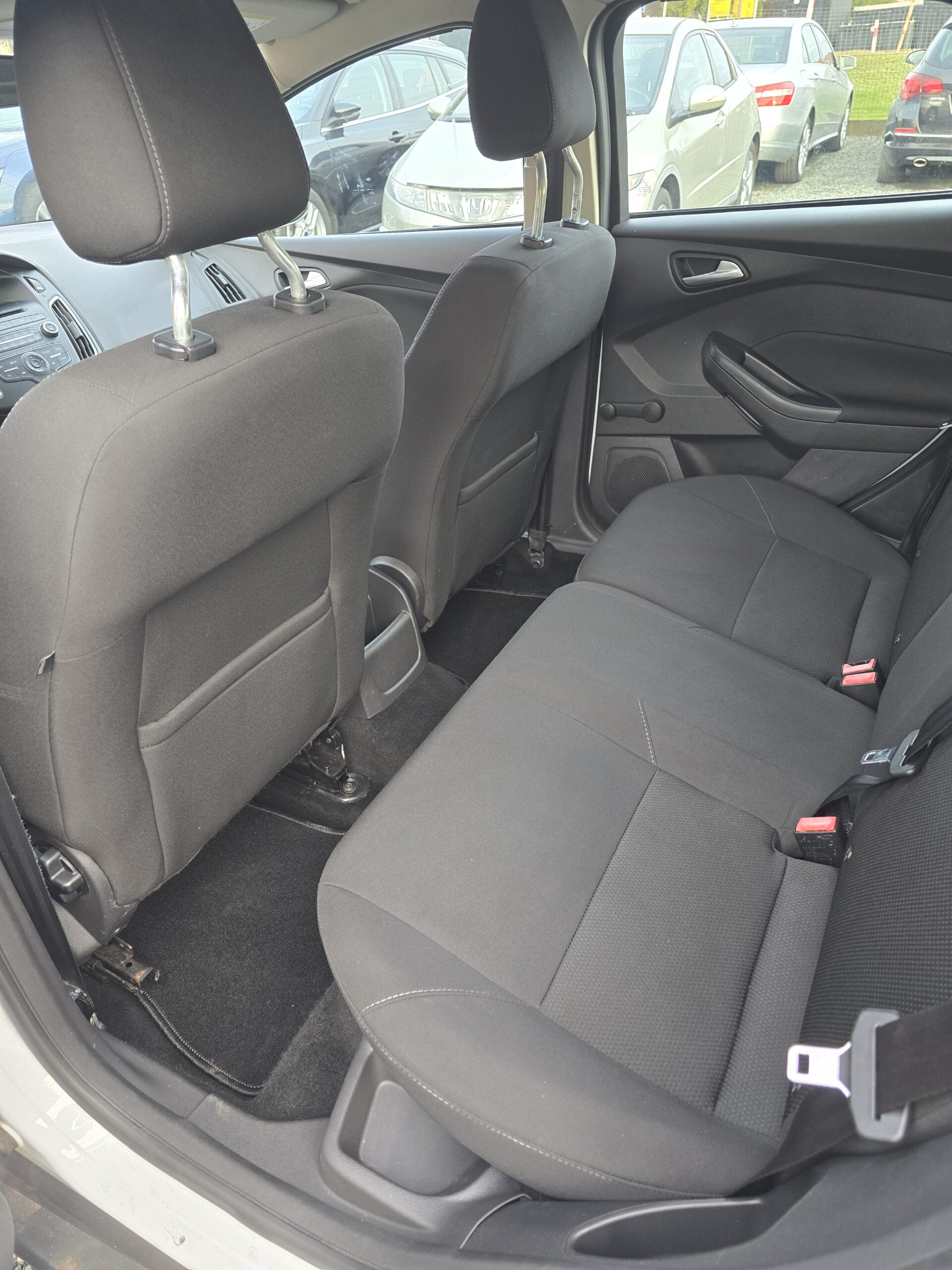 
								Ford Focus mk3 Lift 1.5 TDCI full									