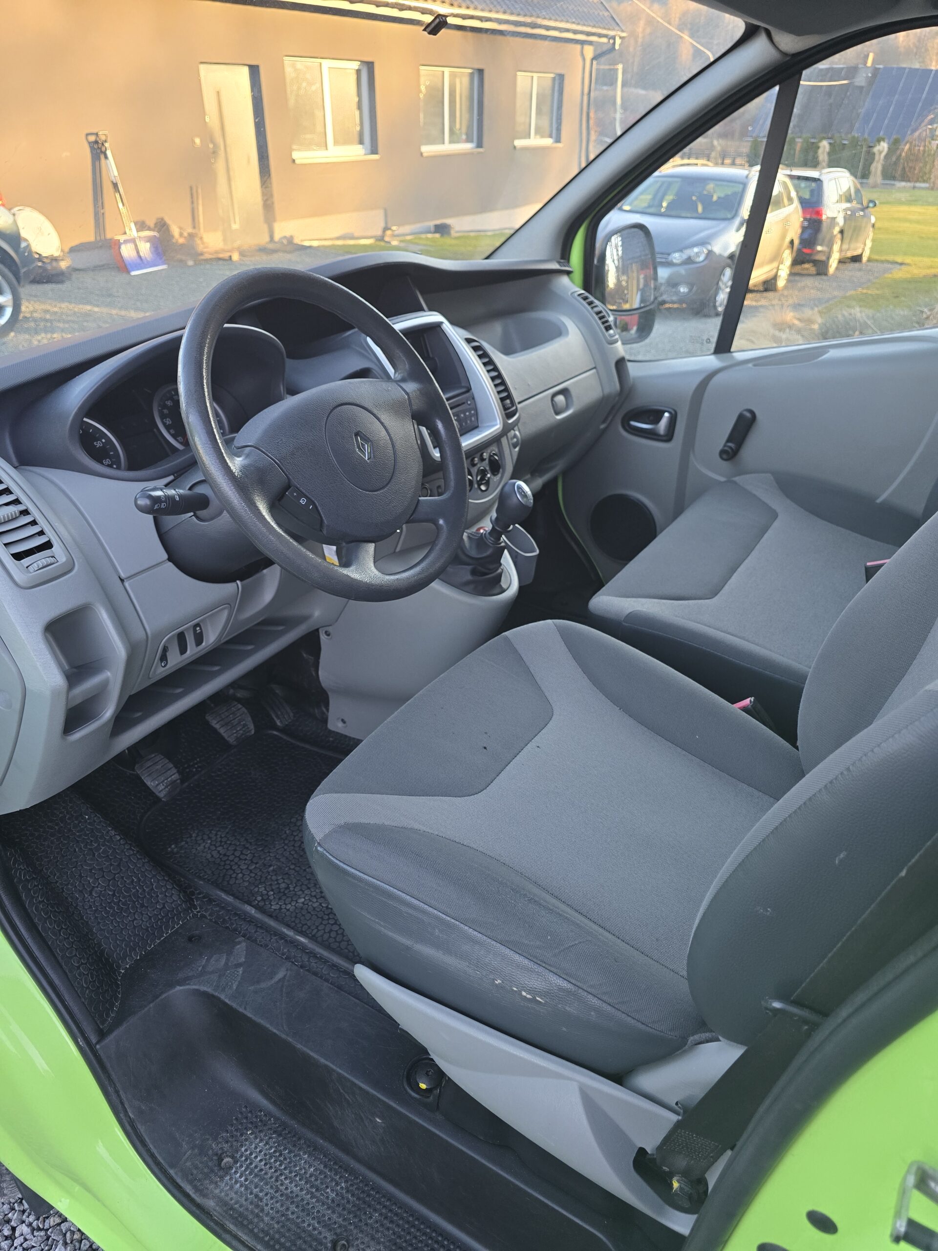 
								Renault Trafic 2.0DCI idealny! full									