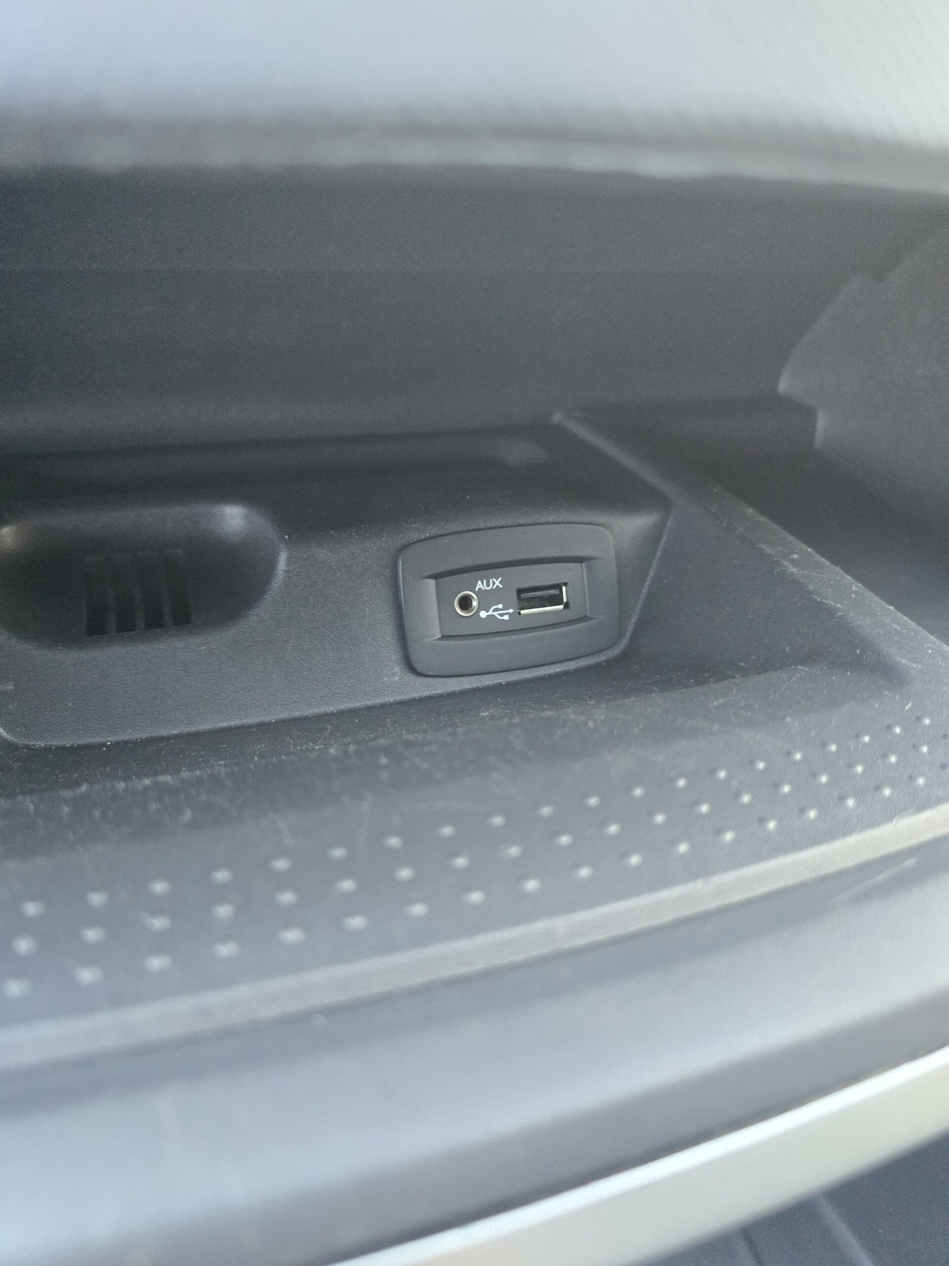 
								Renault Trafic 2.0DCI idealny! full									