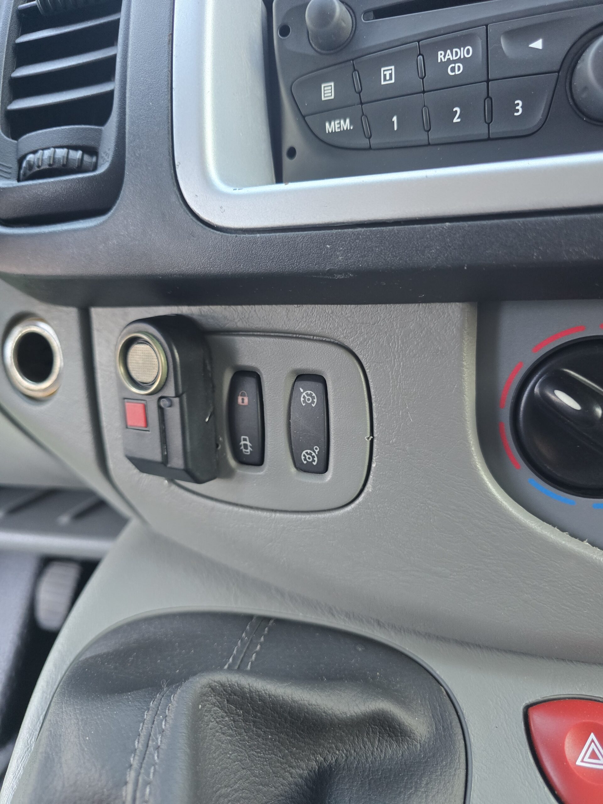 
								Renault Trafic 2.0DCI idealny! full									