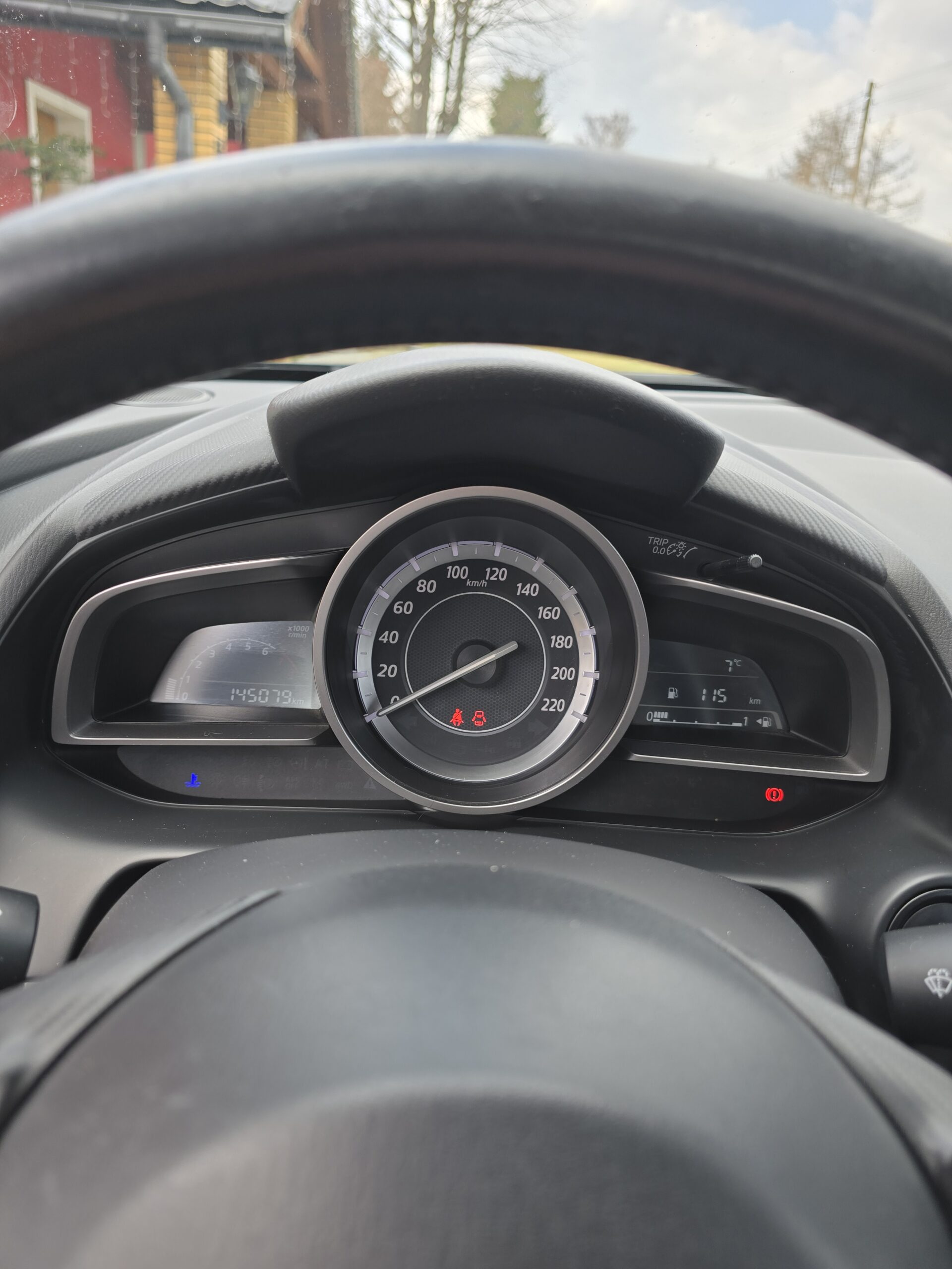 
								Mazda Cx-3 2.0 Skyactiv full									