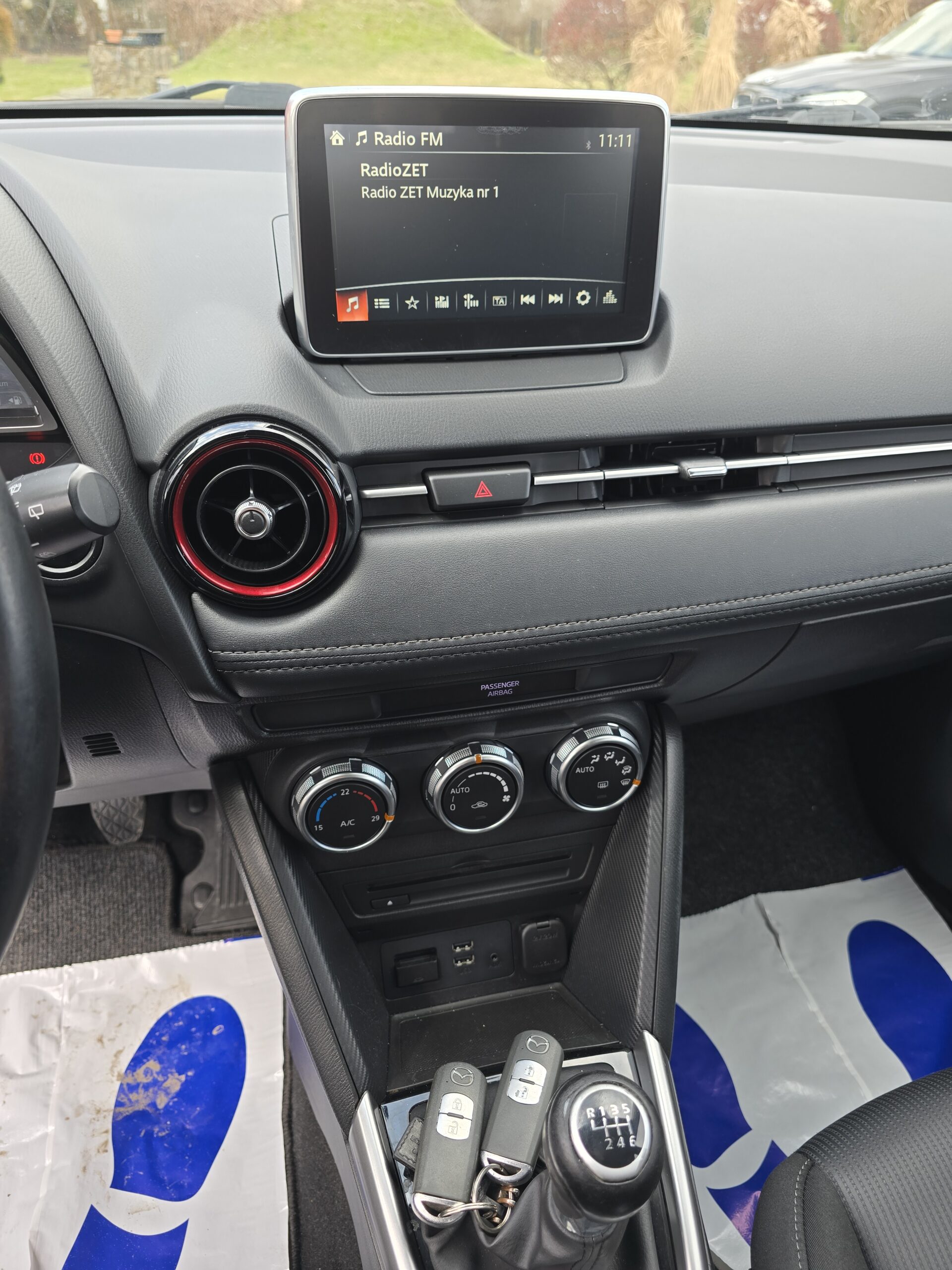 
								Mazda Cx-3 2.0 Skyactiv full									