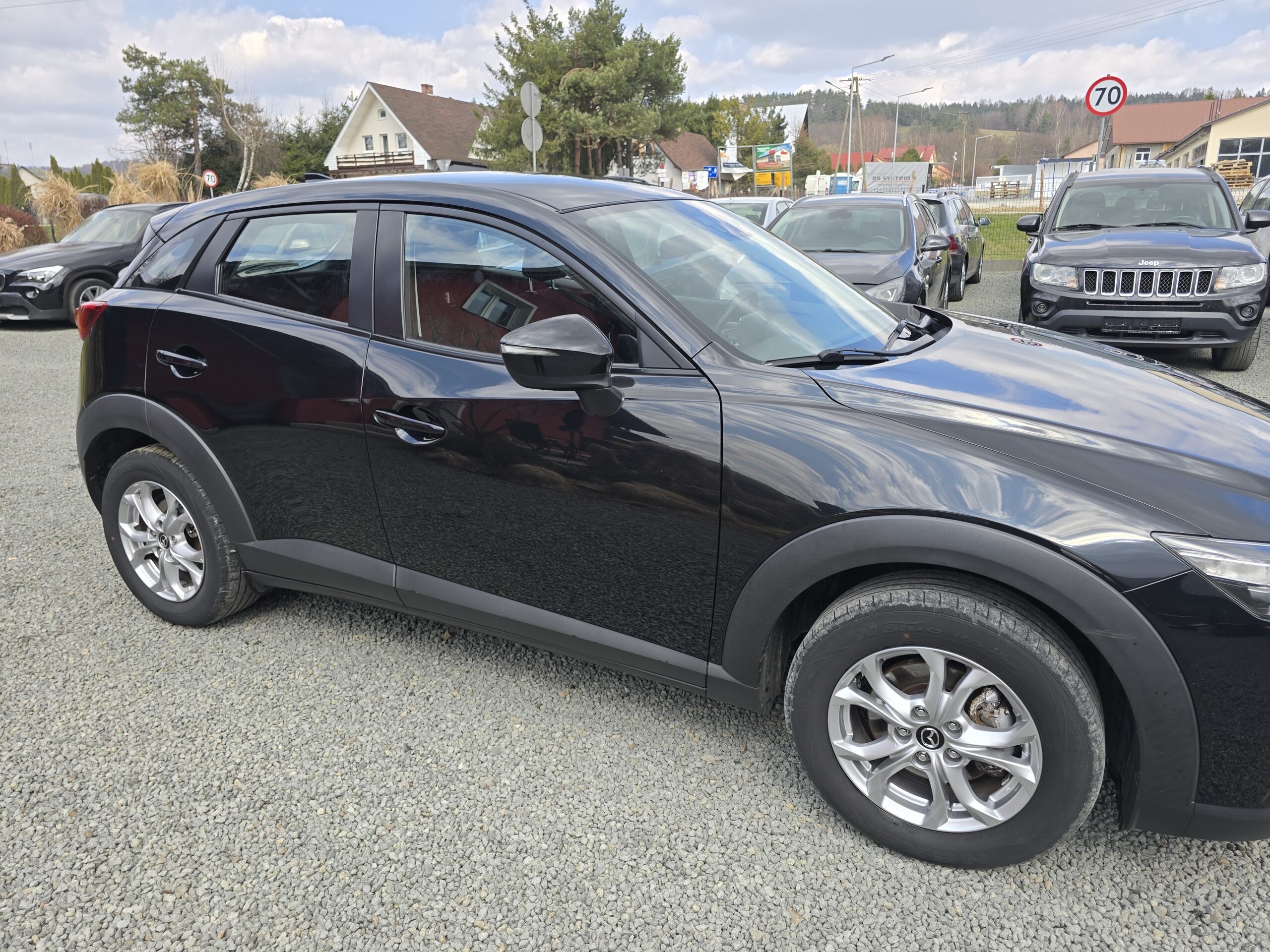 
								Mazda Cx-3 2.0 Skyactiv full									