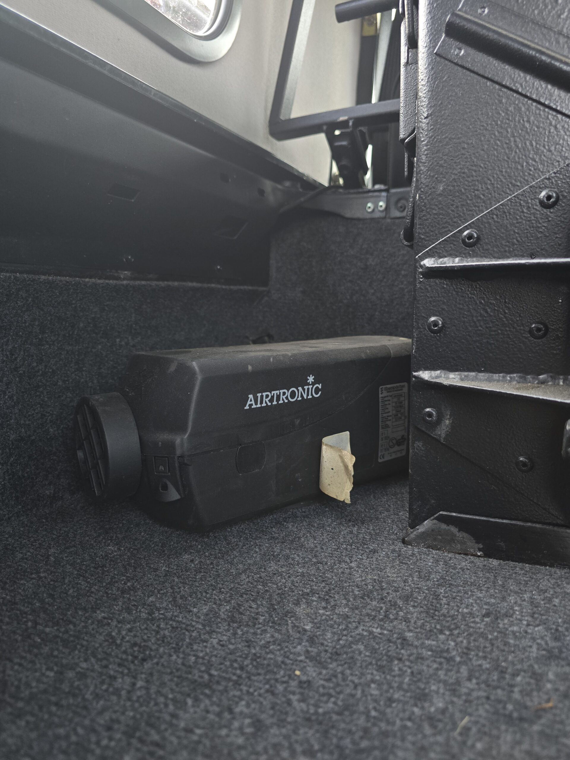 
								Land Rover Defender TD5 full									