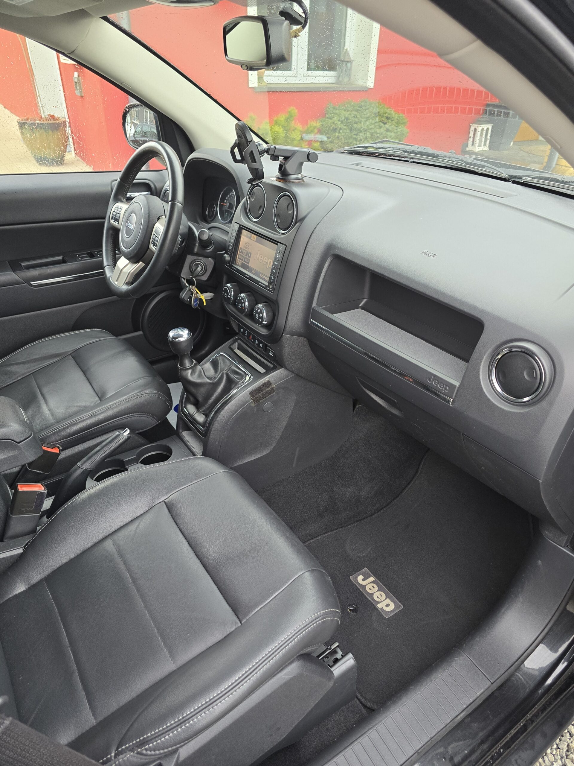 
								Jeep Compass 2.0 16v full									