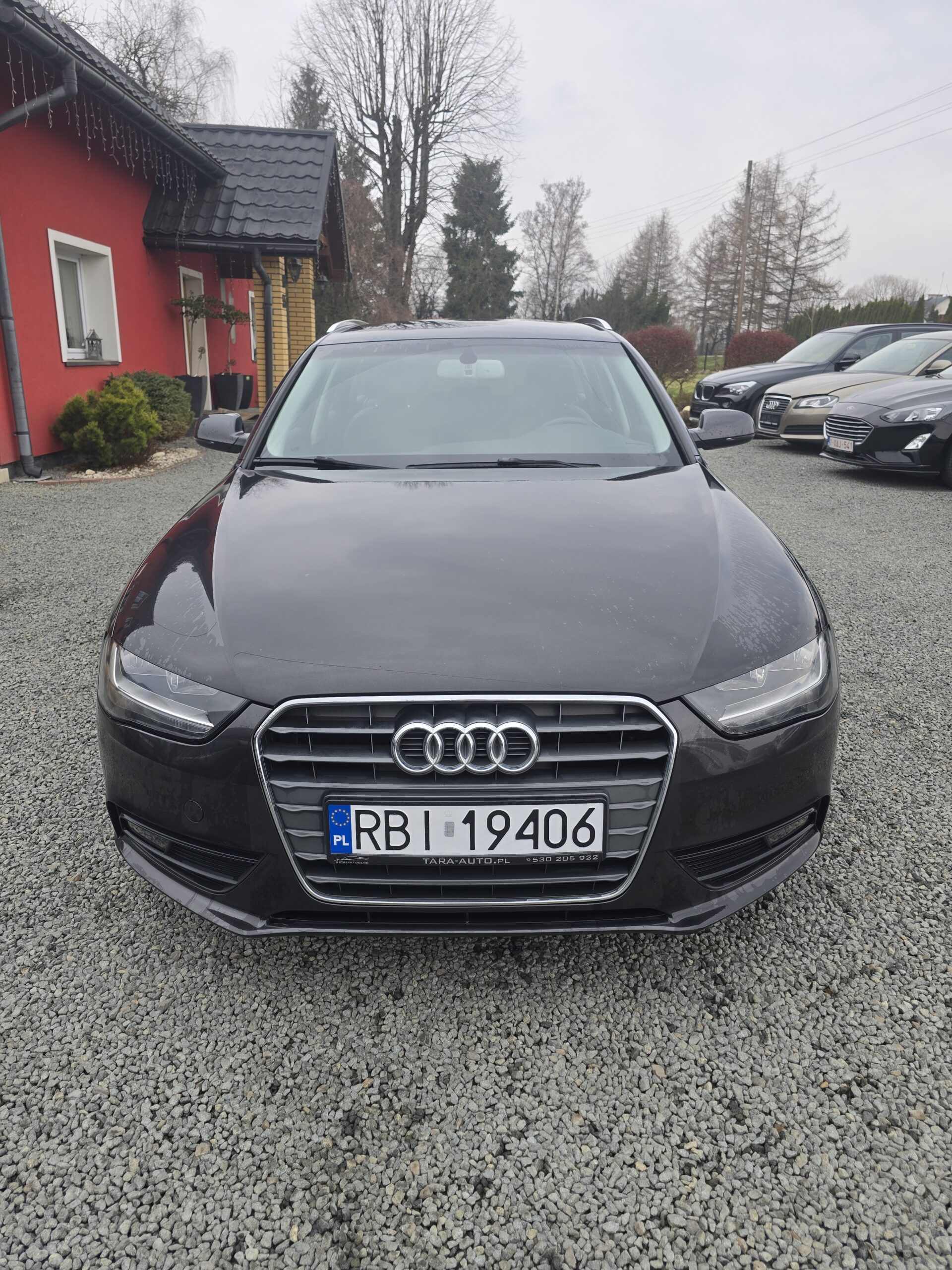 
								Audi A4 B8 2.0 TDI full									