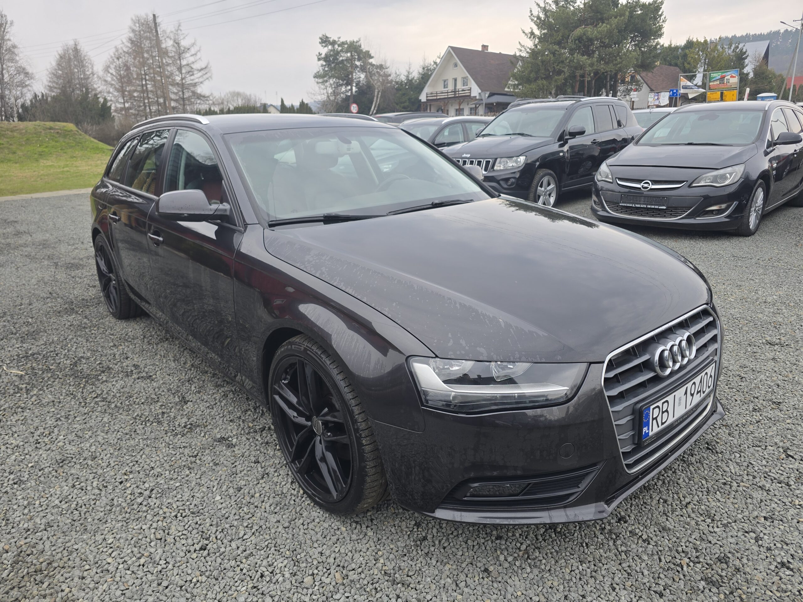
								Audi A4 B8 2.0 TDI full									