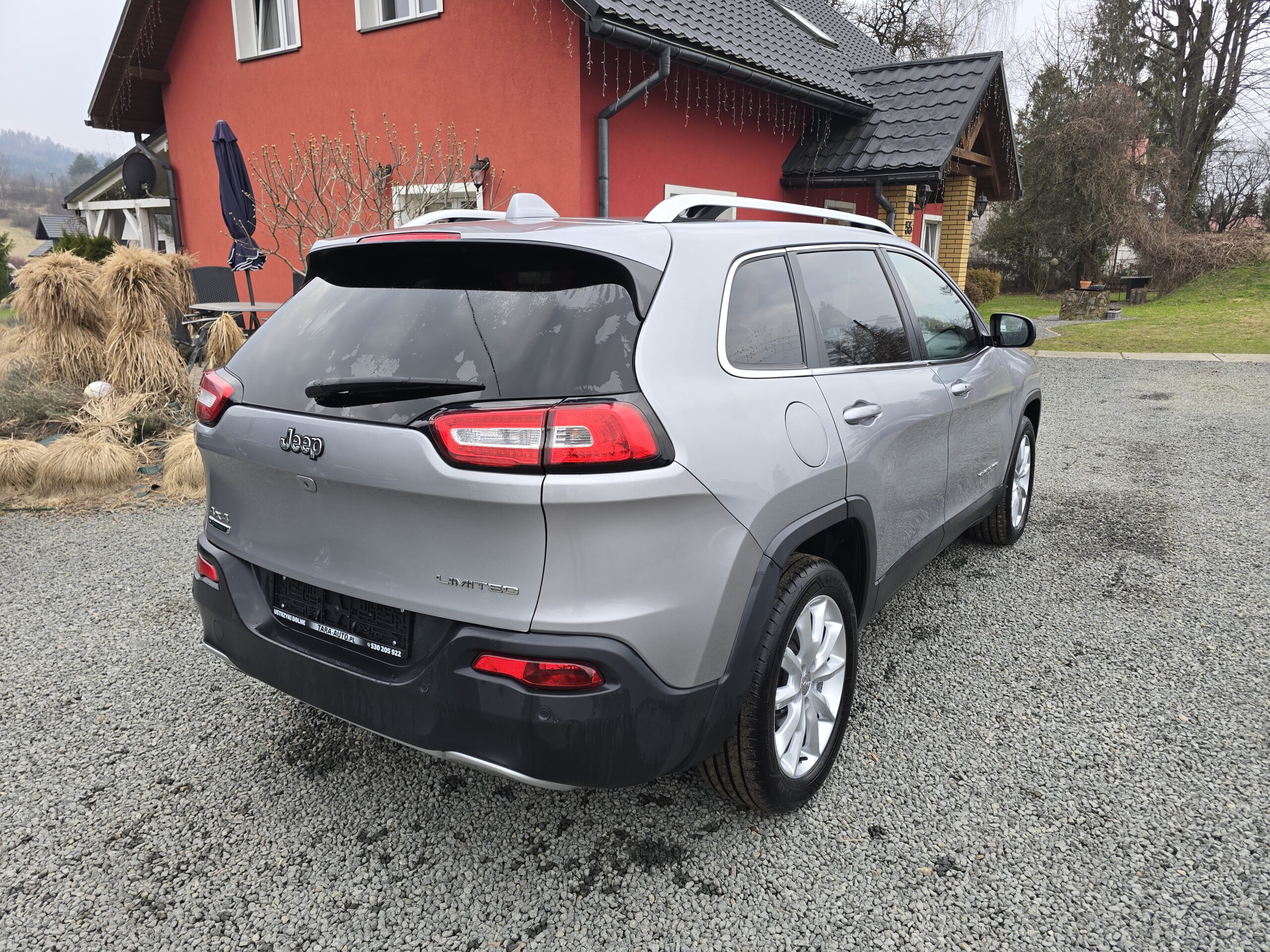 
								Jeep Cherokee 2.0 CRD 4X4 full									