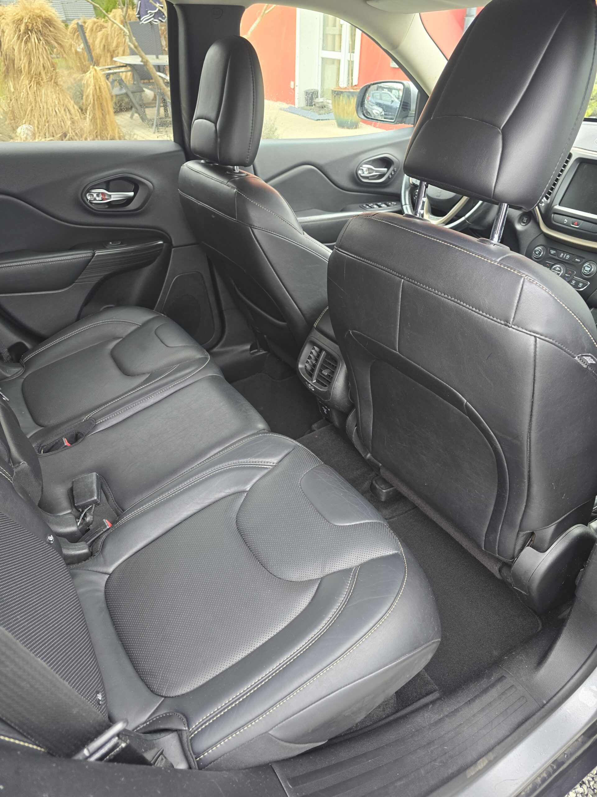 
								Jeep Cherokee 2.0 CRD 4X4 full									