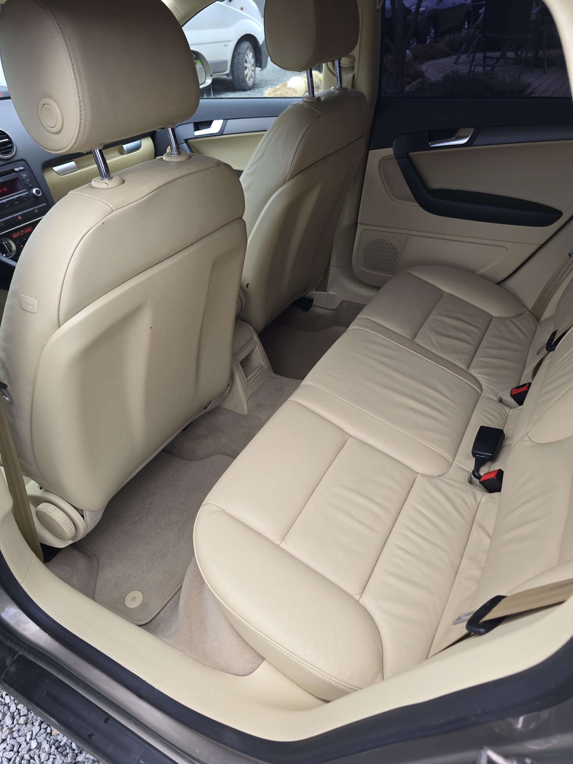 
								Audi A3 8p 2.0 TDI Ideał! full									