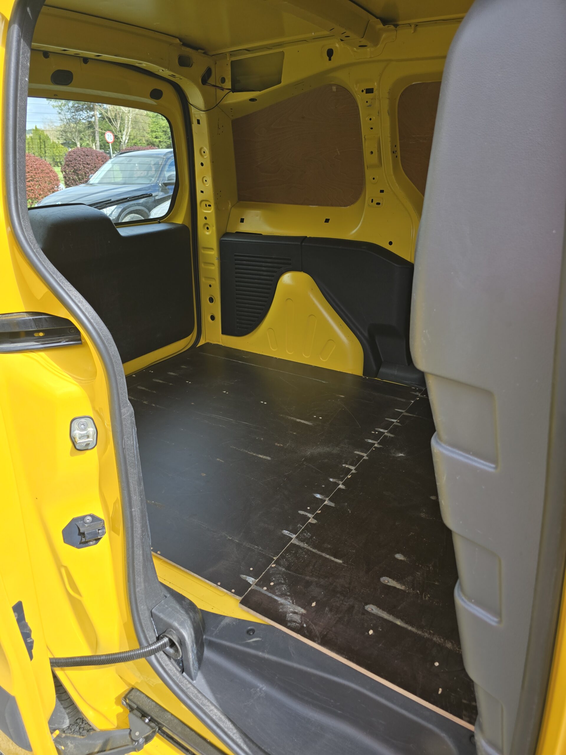 
								Peugeot Partner 1.6 Ehdi dostawczy full									