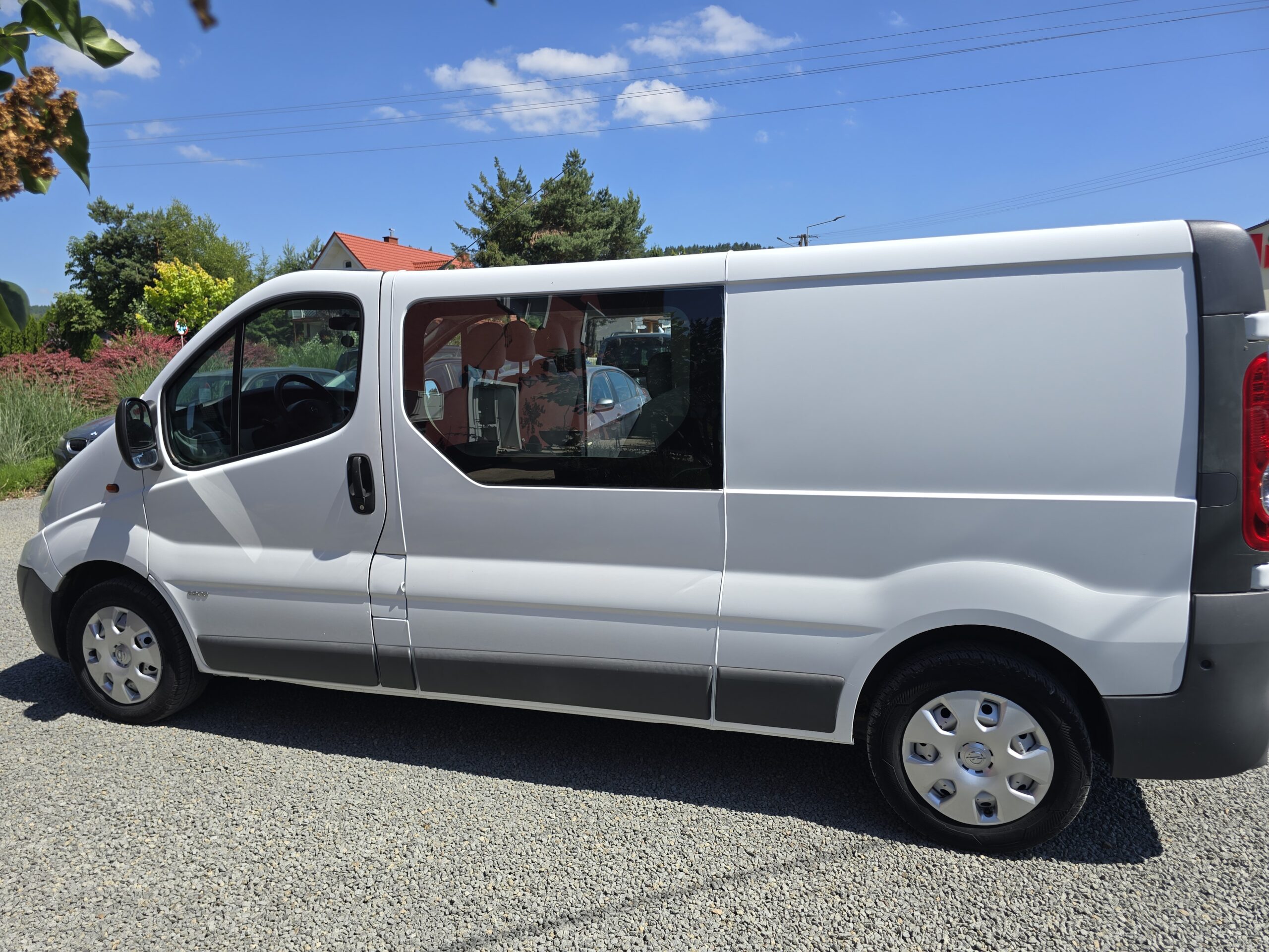 
								Opel Vivaro 2.0CDTI Brygadówka 6os full									