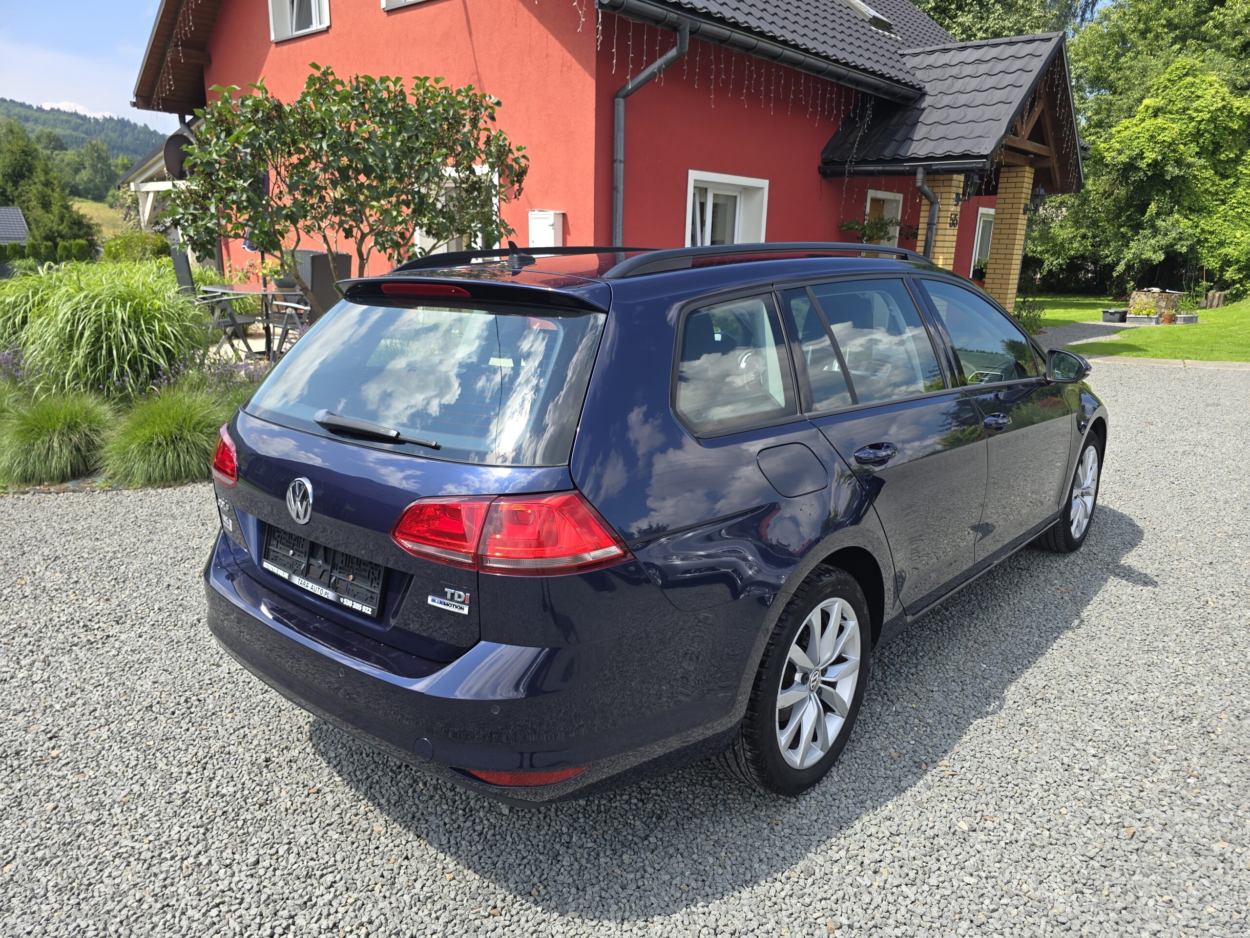 
								Volkswagen Golf VII 1.6 Tdi 2015r. full									