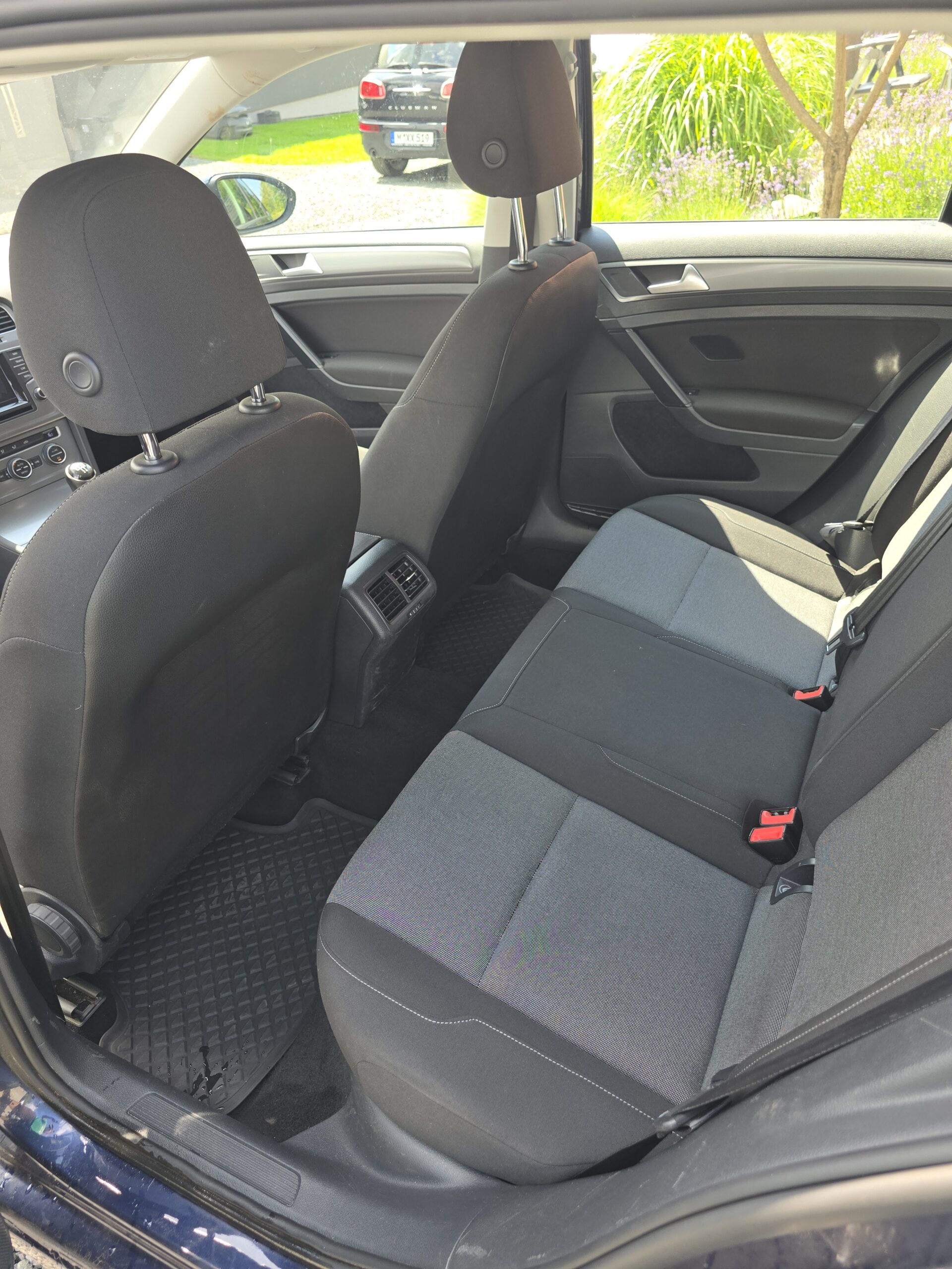 
								Volkswagen Golf VII 1.6 Tdi 2015r. full									