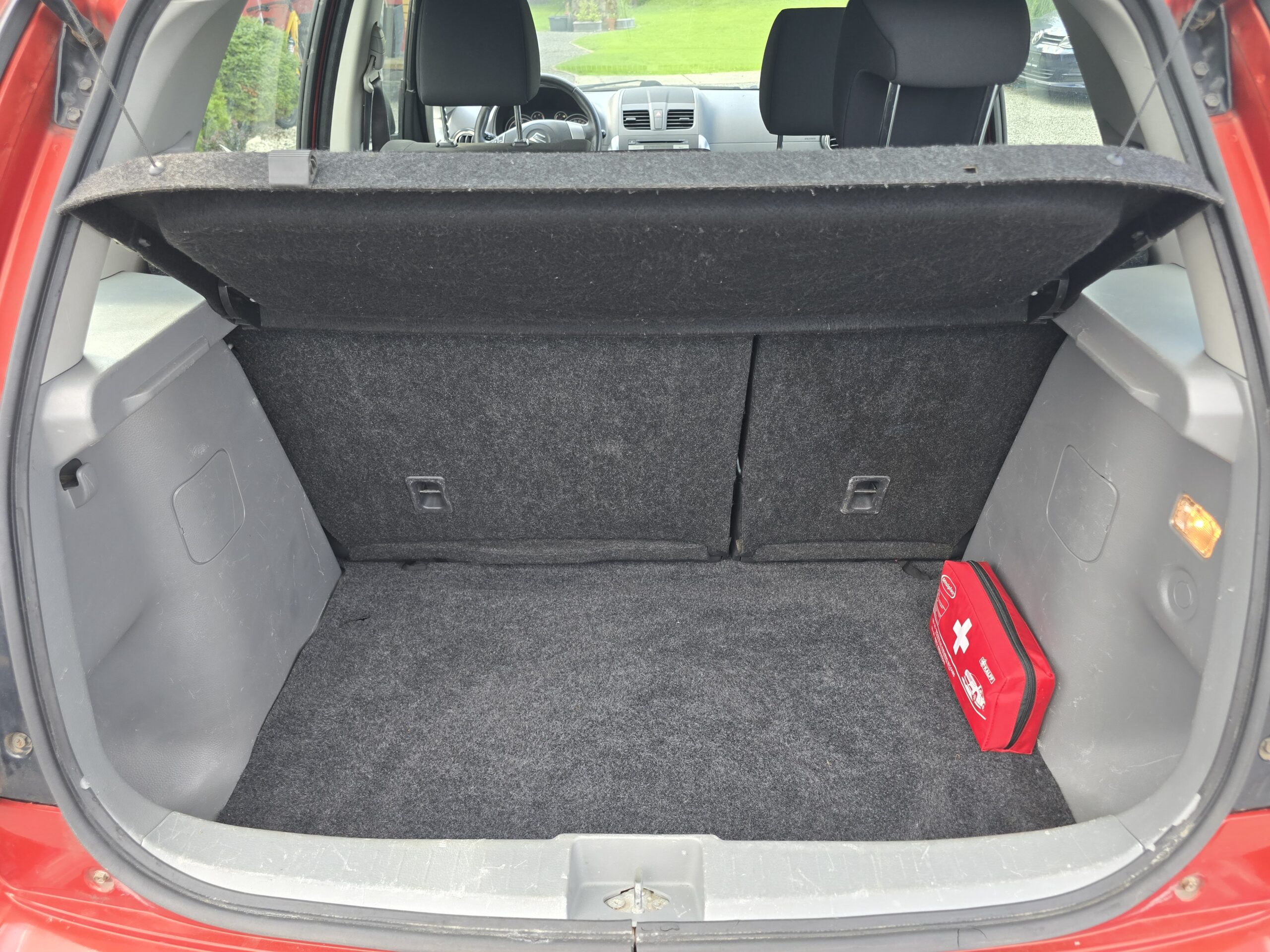 
								Suzuki Sx4 2.0d 2011 full									