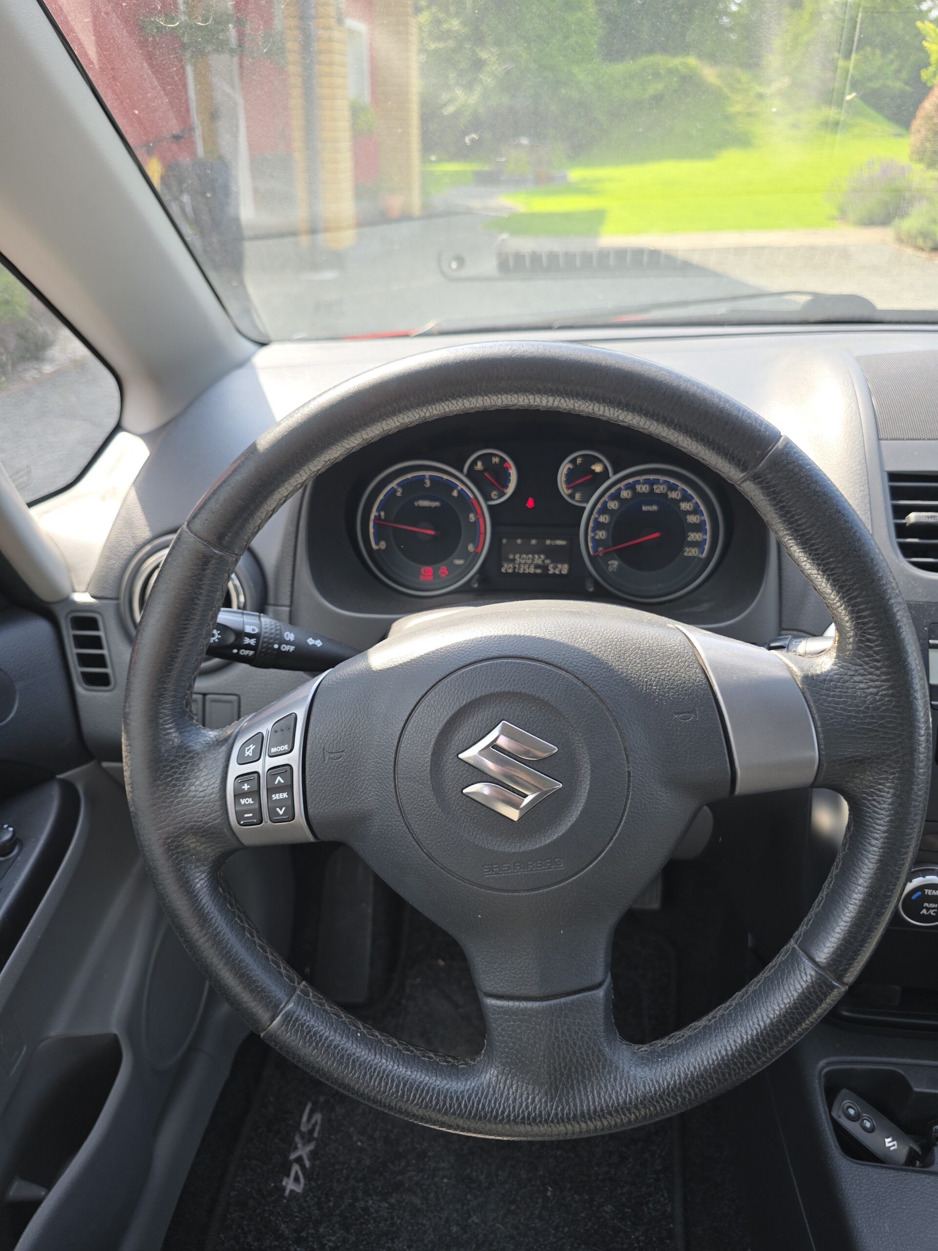 
								Suzuki Sx4 2.0d 2011 full									