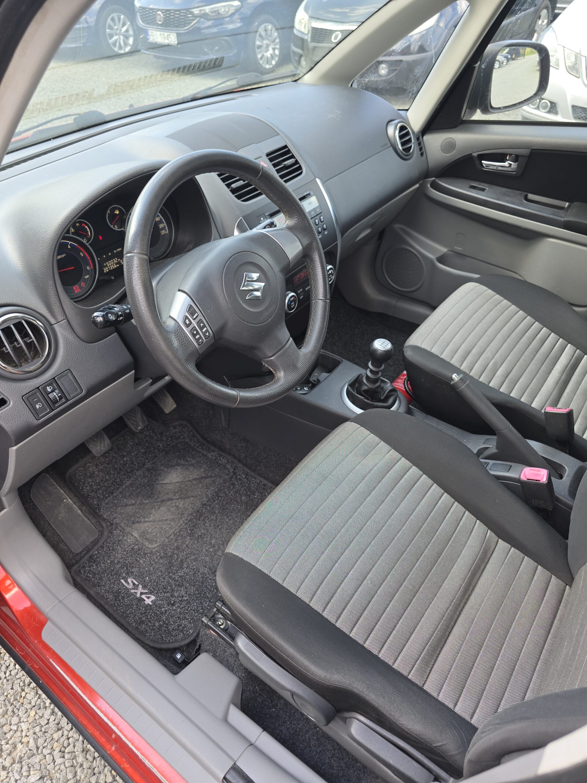 
								Suzuki Sx4 2.0d 2011 full									