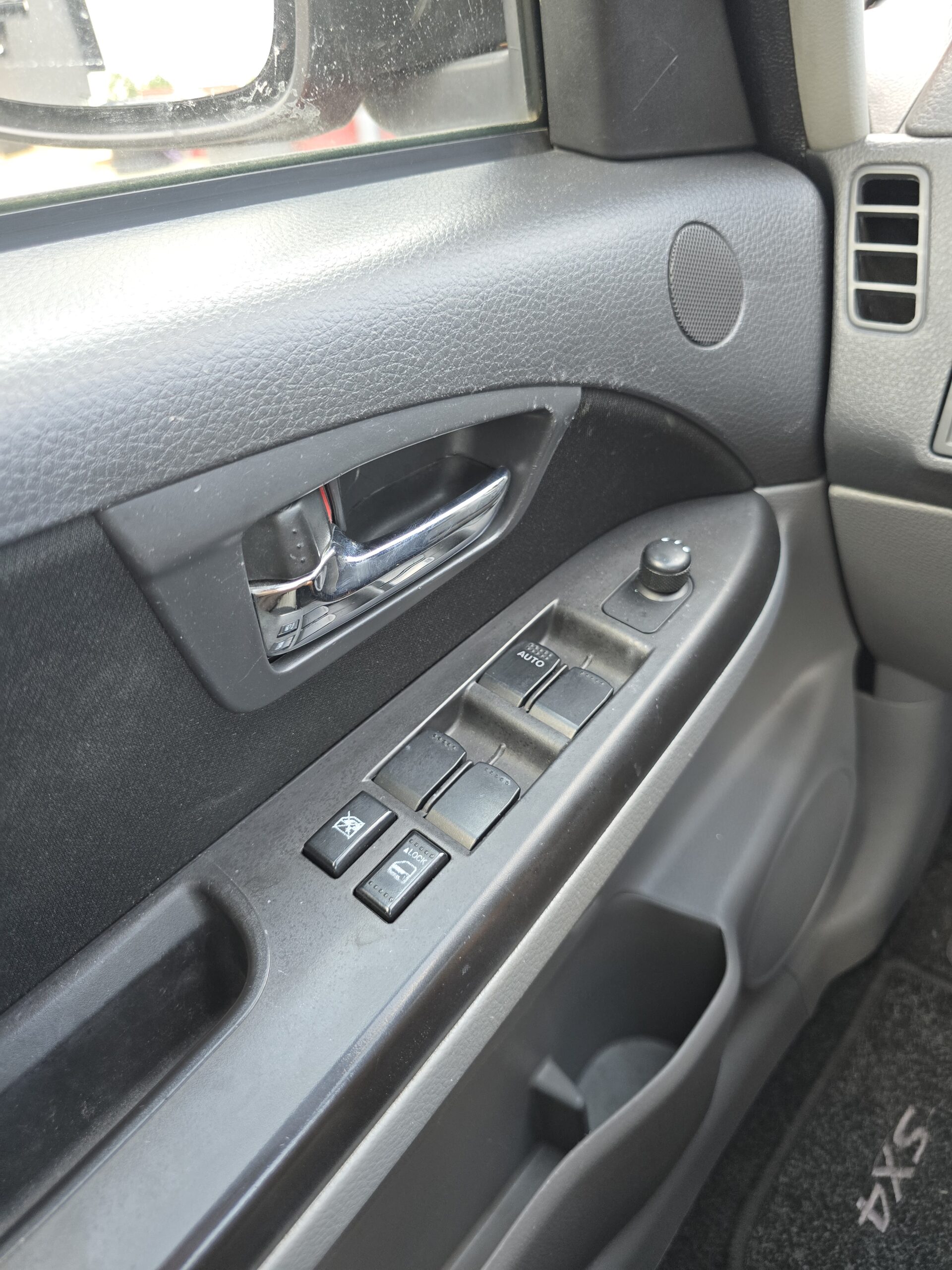 
								Suzuki Sx4 2.0d 2011 full									